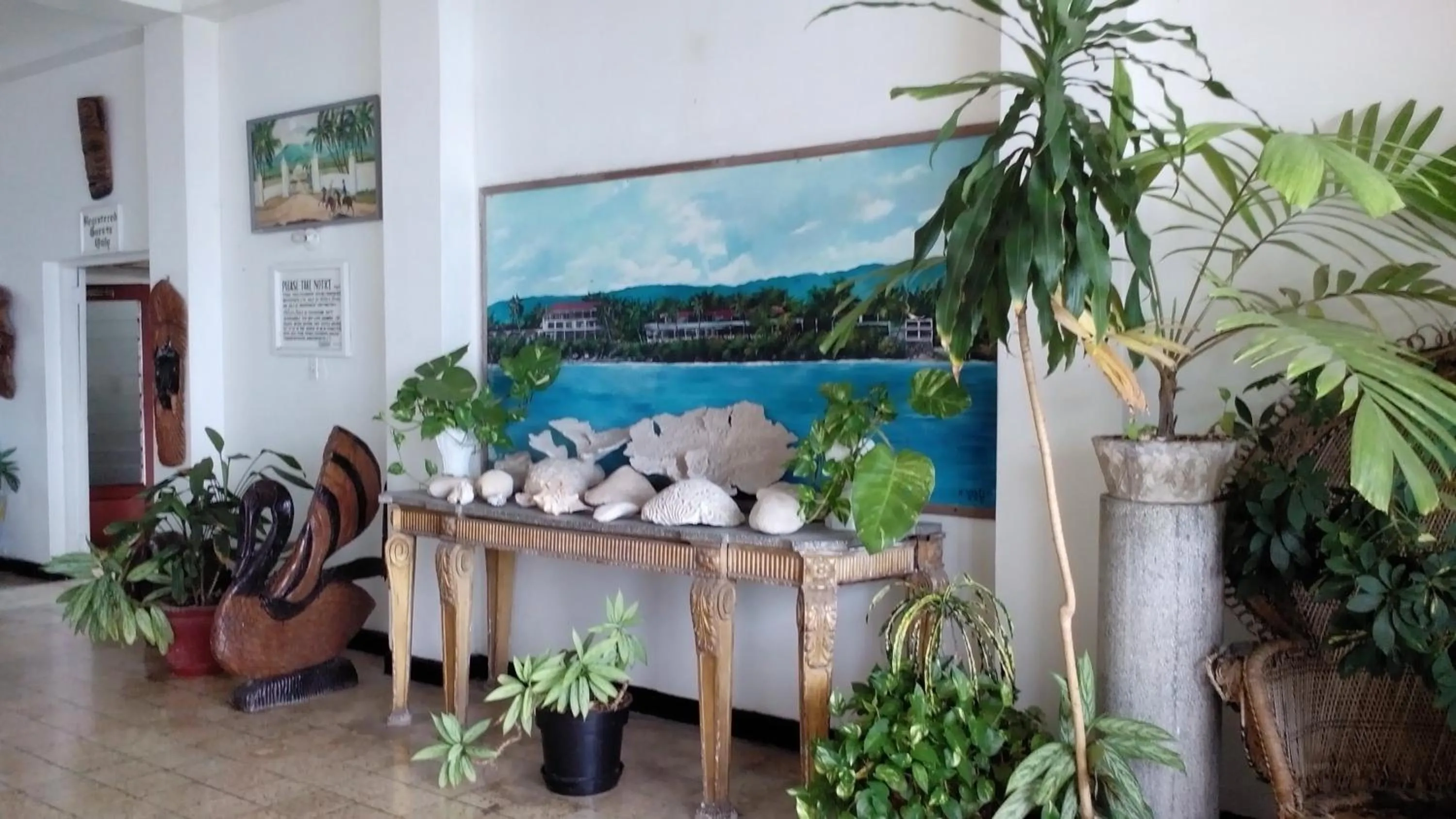 Decorative detail in Silver Seas Hotel