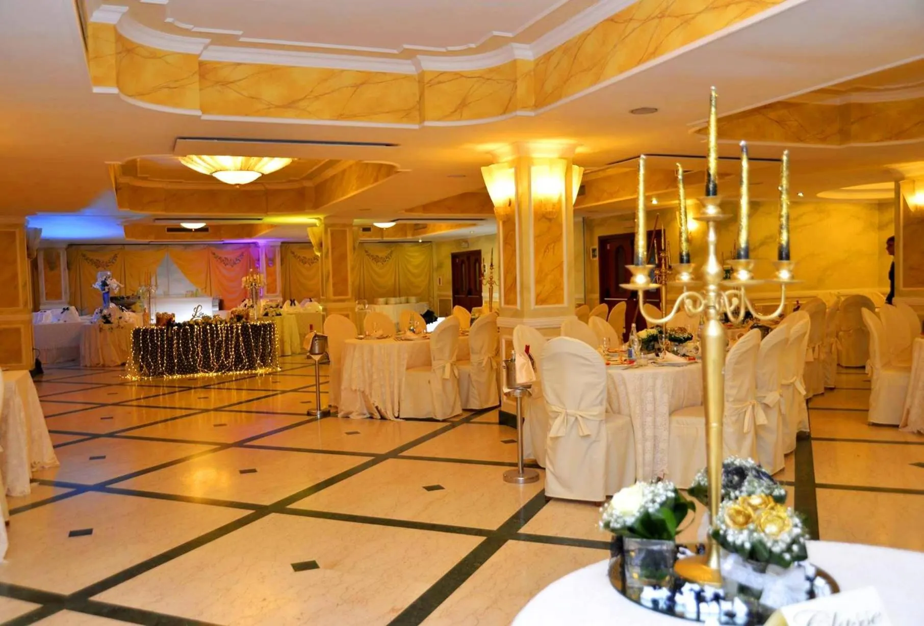 Restaurant/places to eat in Afrodite Boutique Hotel