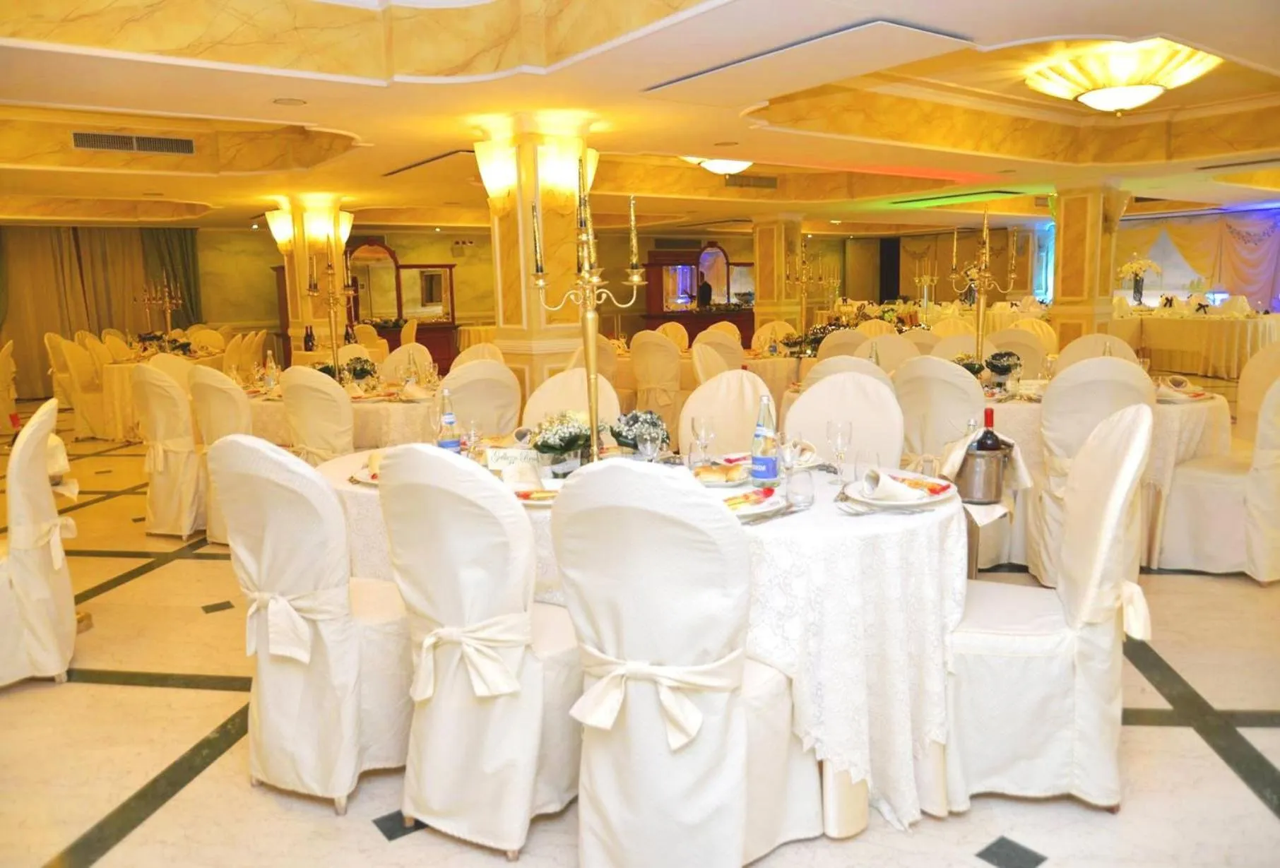 Restaurant/places to eat in Afrodite Boutique Hotel