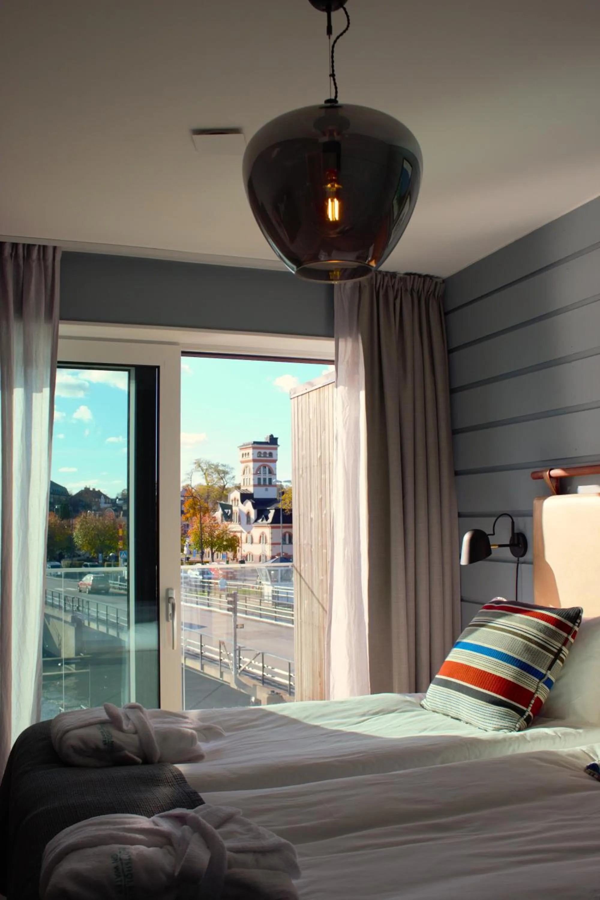 Bed in Slottsholmen Hotell och Restaurang