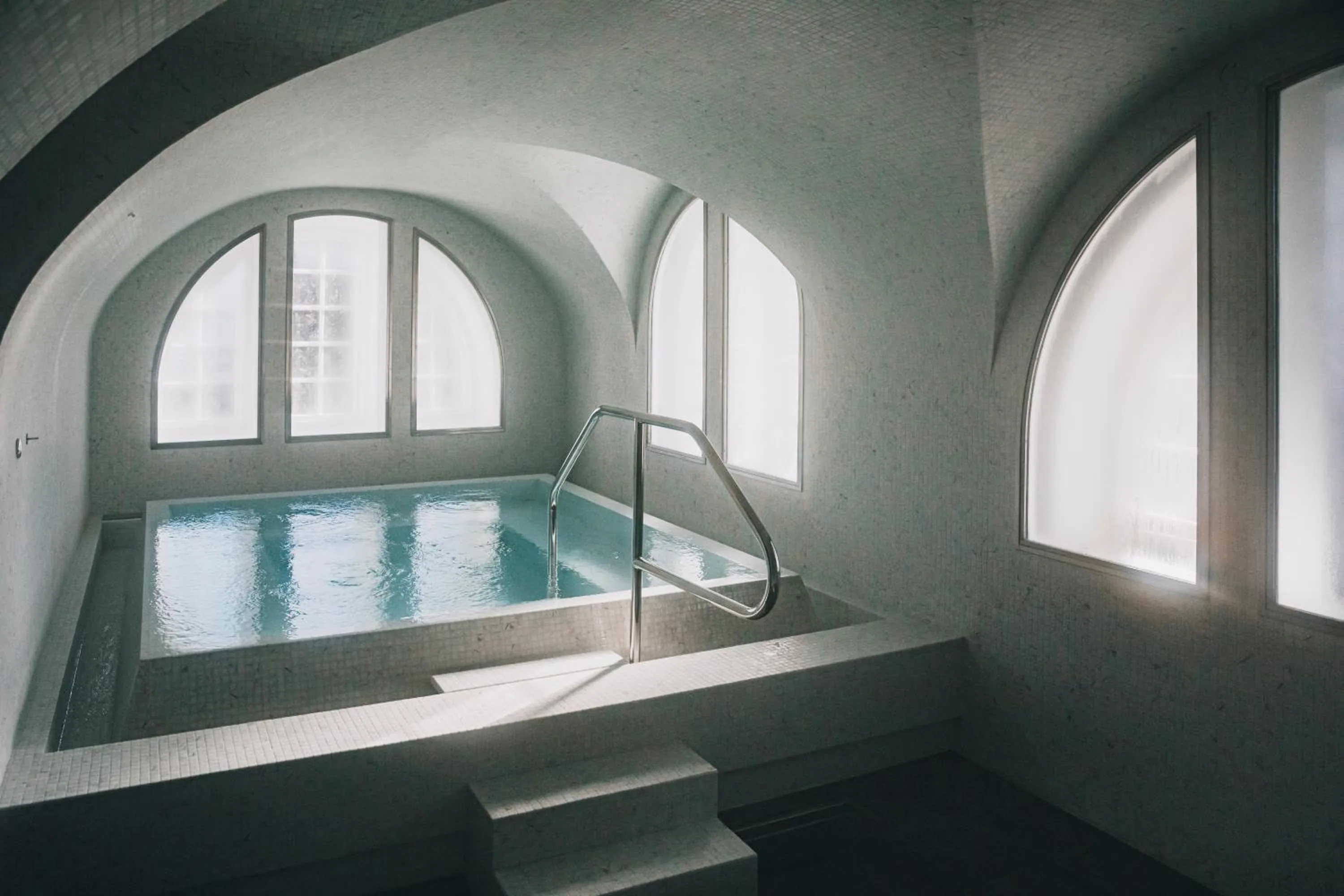 Swimming pool in Slottsholmen Hotell och Restaurang