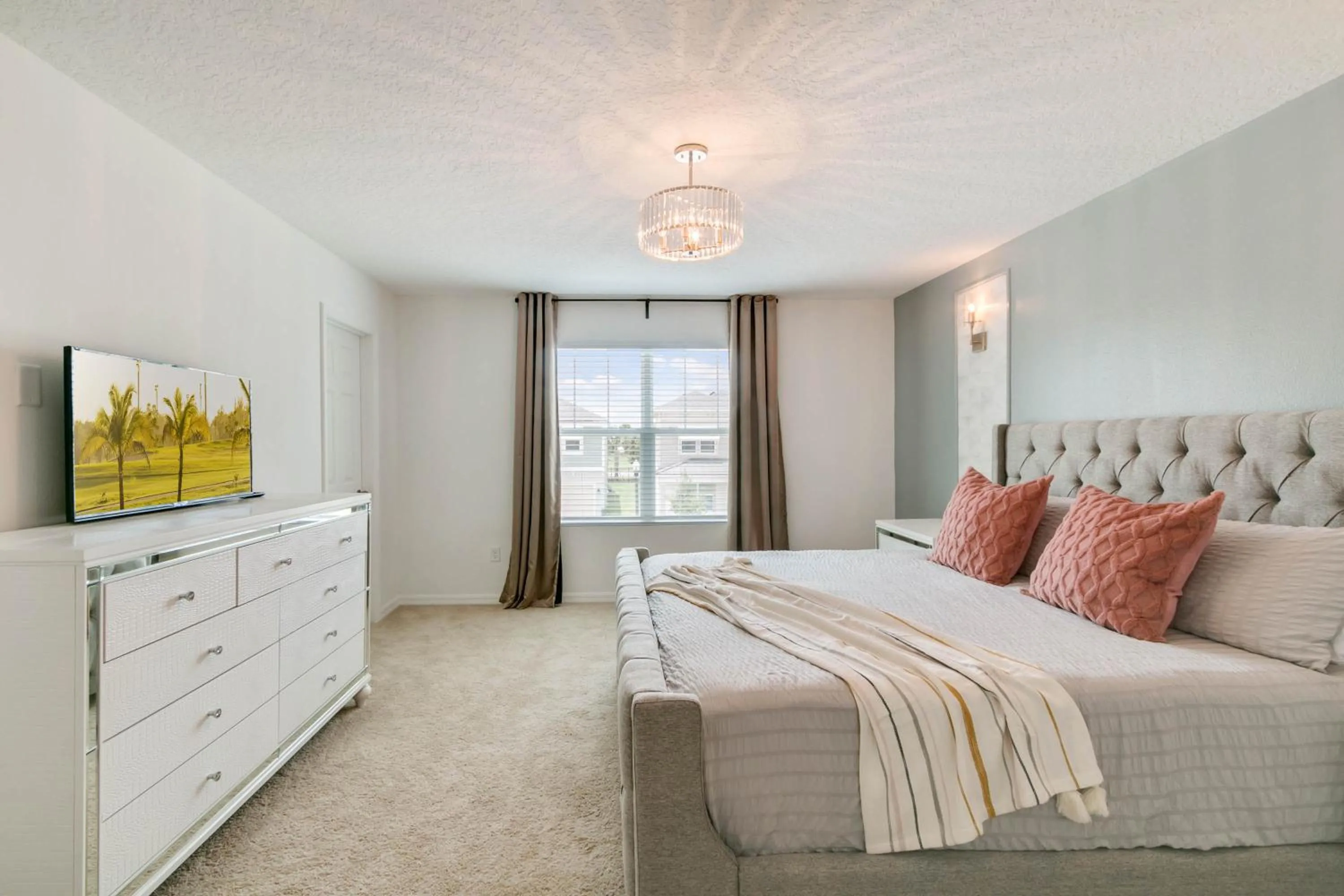 Property building, Bed in 4 Bedrooms 4 Bathrooms Solara 8964 Ad