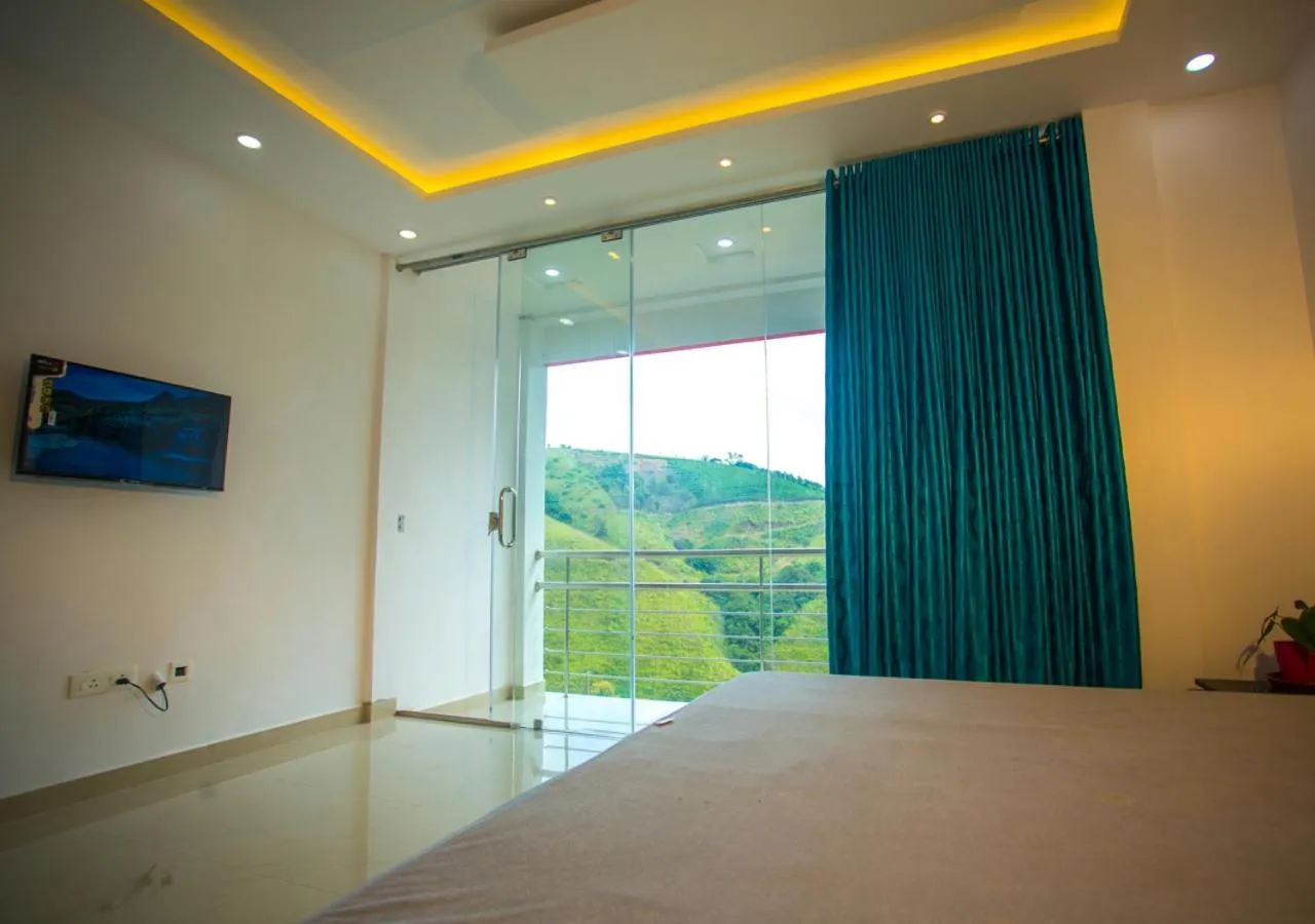 Bed in Hidden Valley Cottage Vagamon