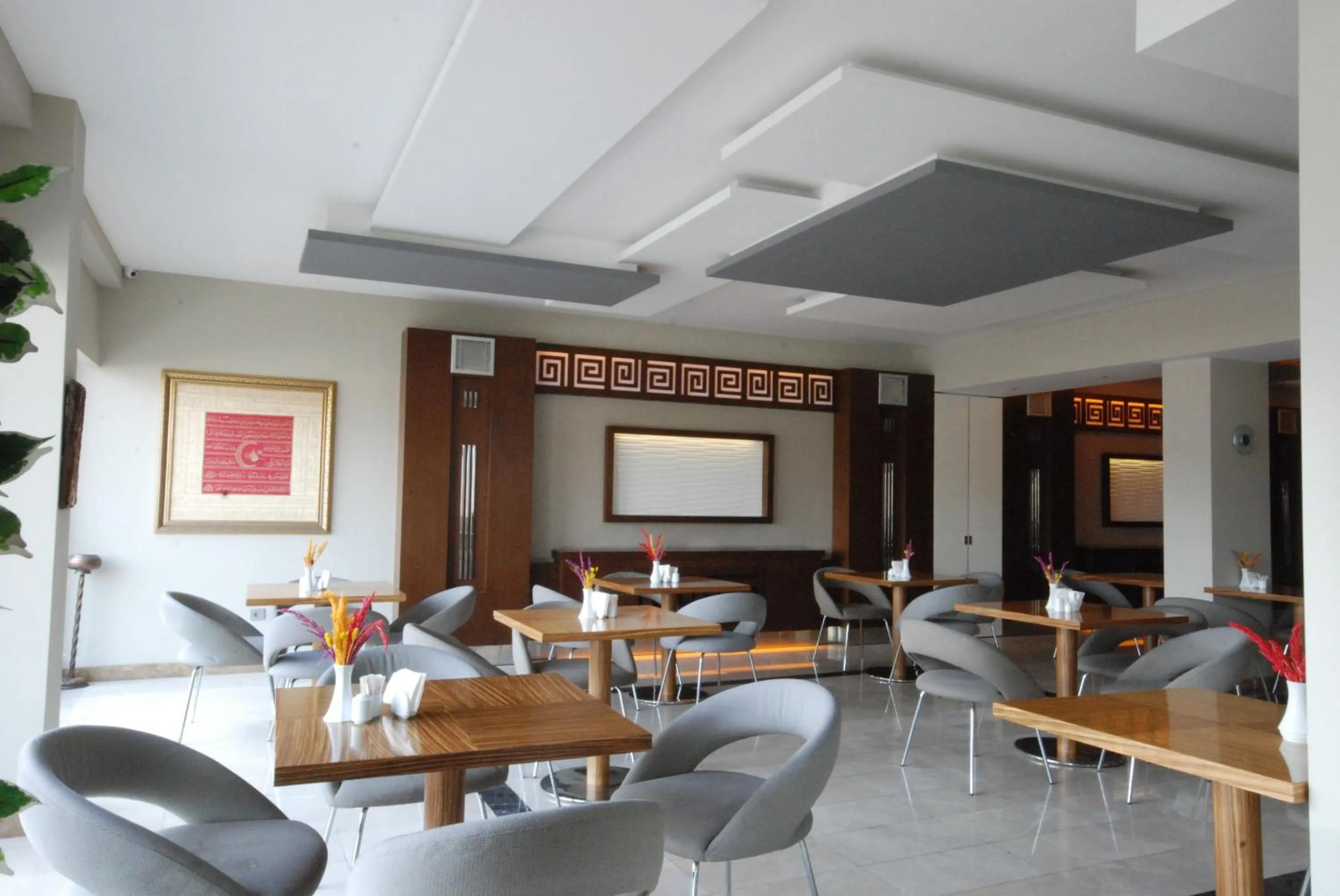 Restaurant/places to eat in HİTİT OTEL