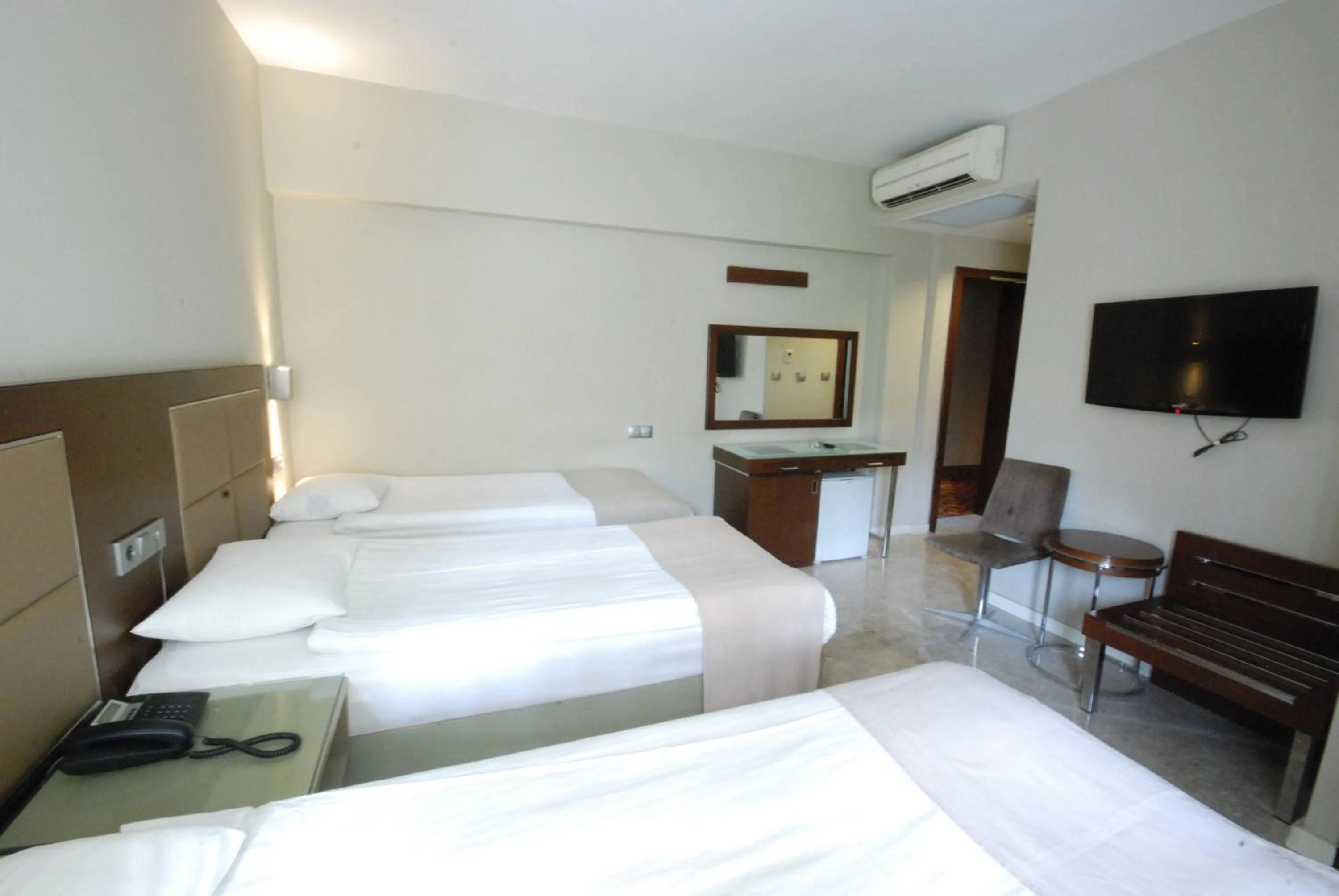 Bedroom, Bed in HİTİT OTEL