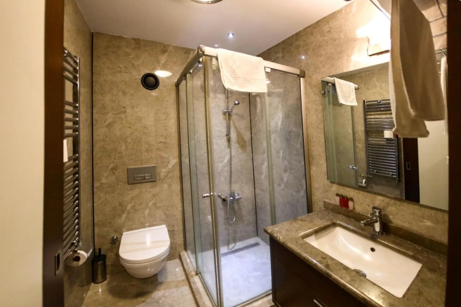 Bathroom in HİTİT OTEL