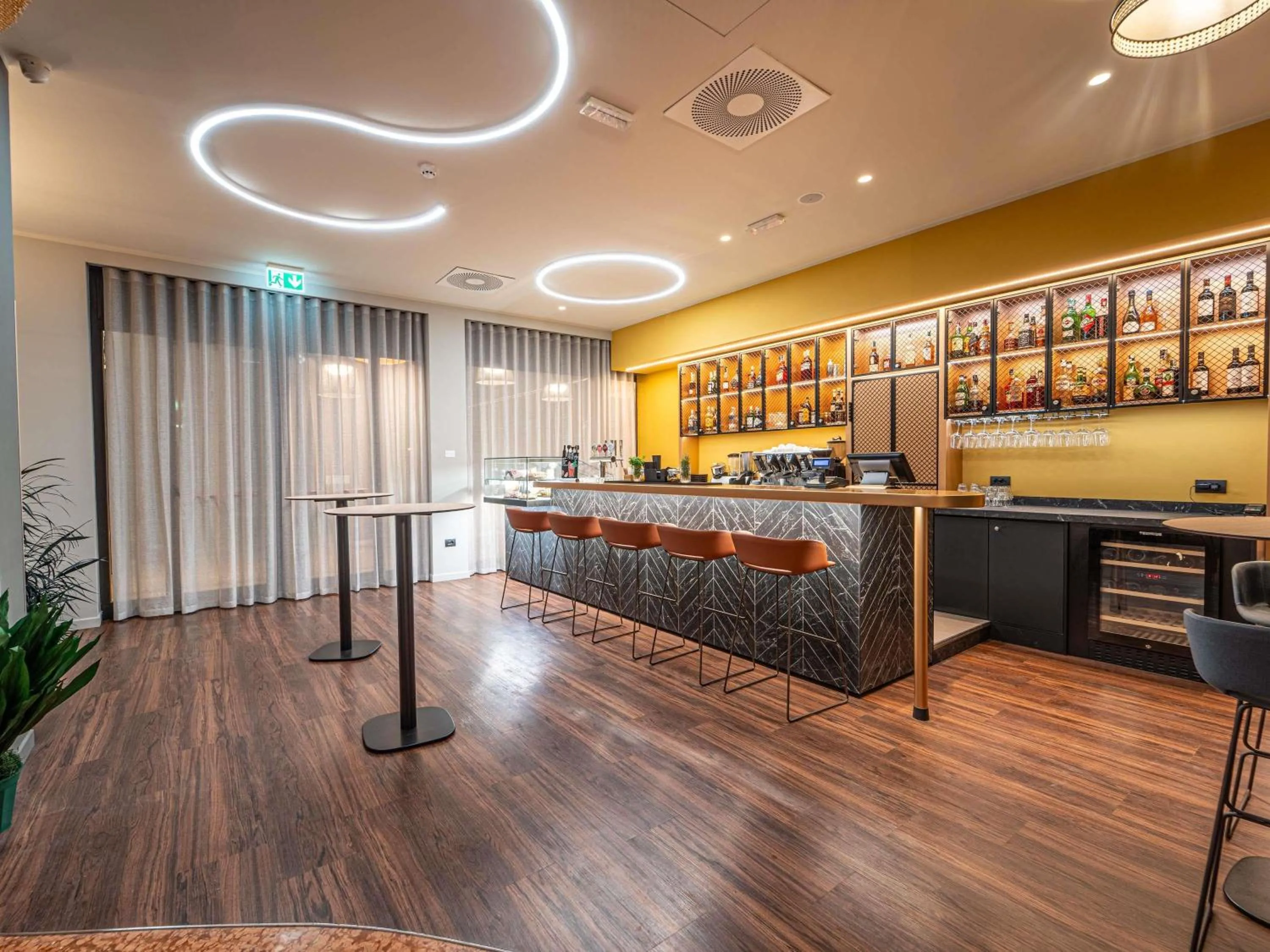 Property building in Mercure Bologna Centro