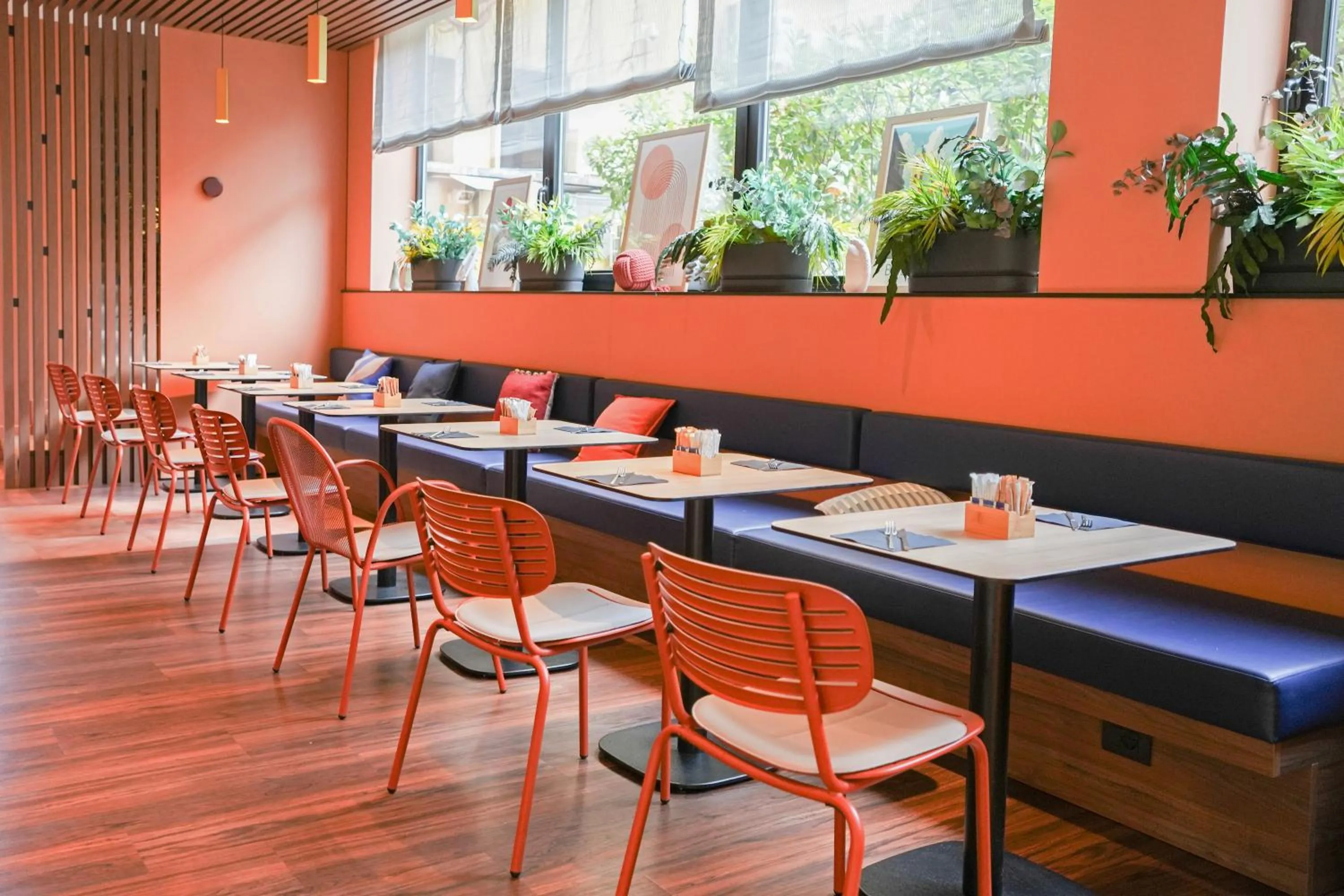 Restaurant/places to eat in Mercure Bologna Centro