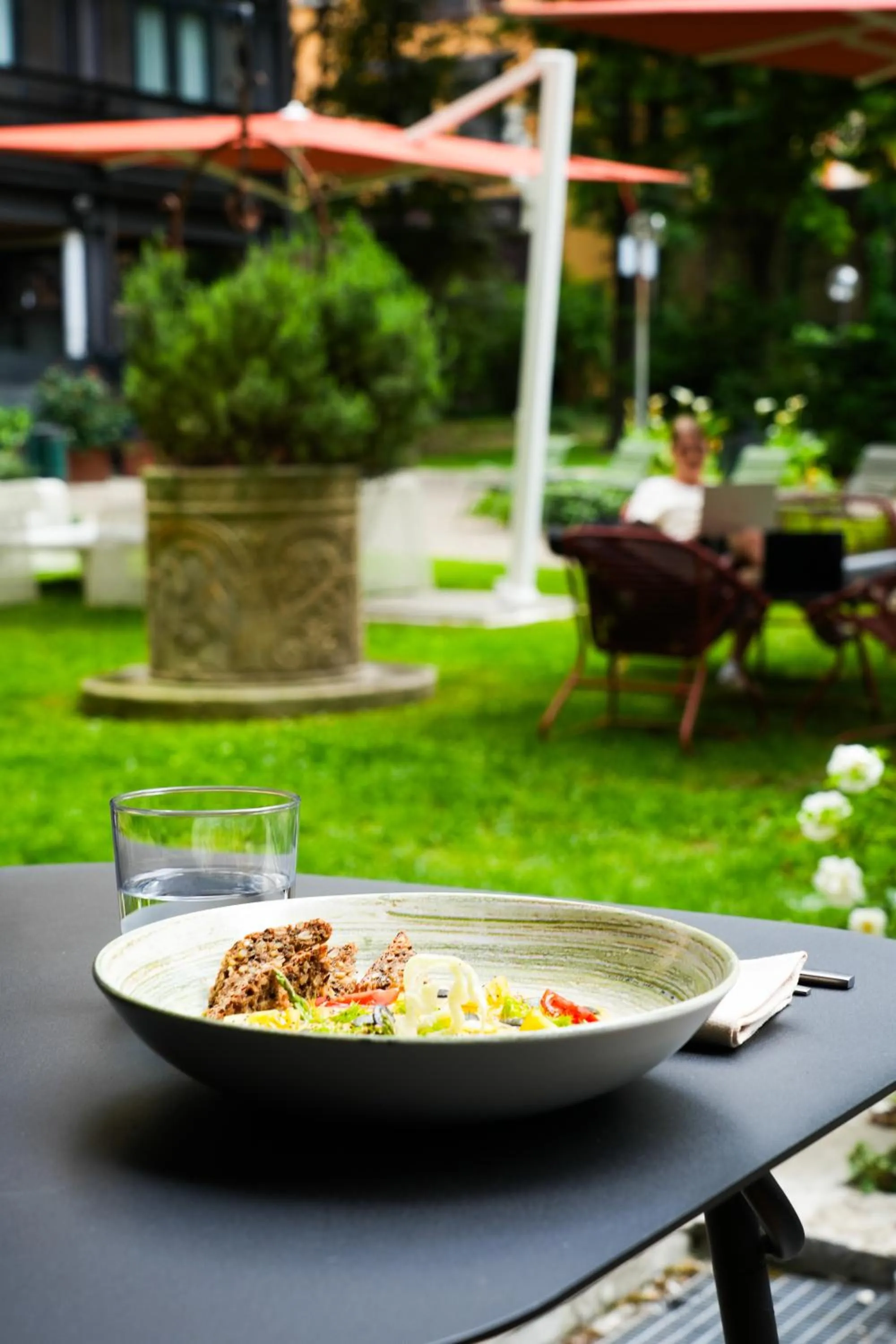 Restaurant/places to eat in Mercure Bologna Centro