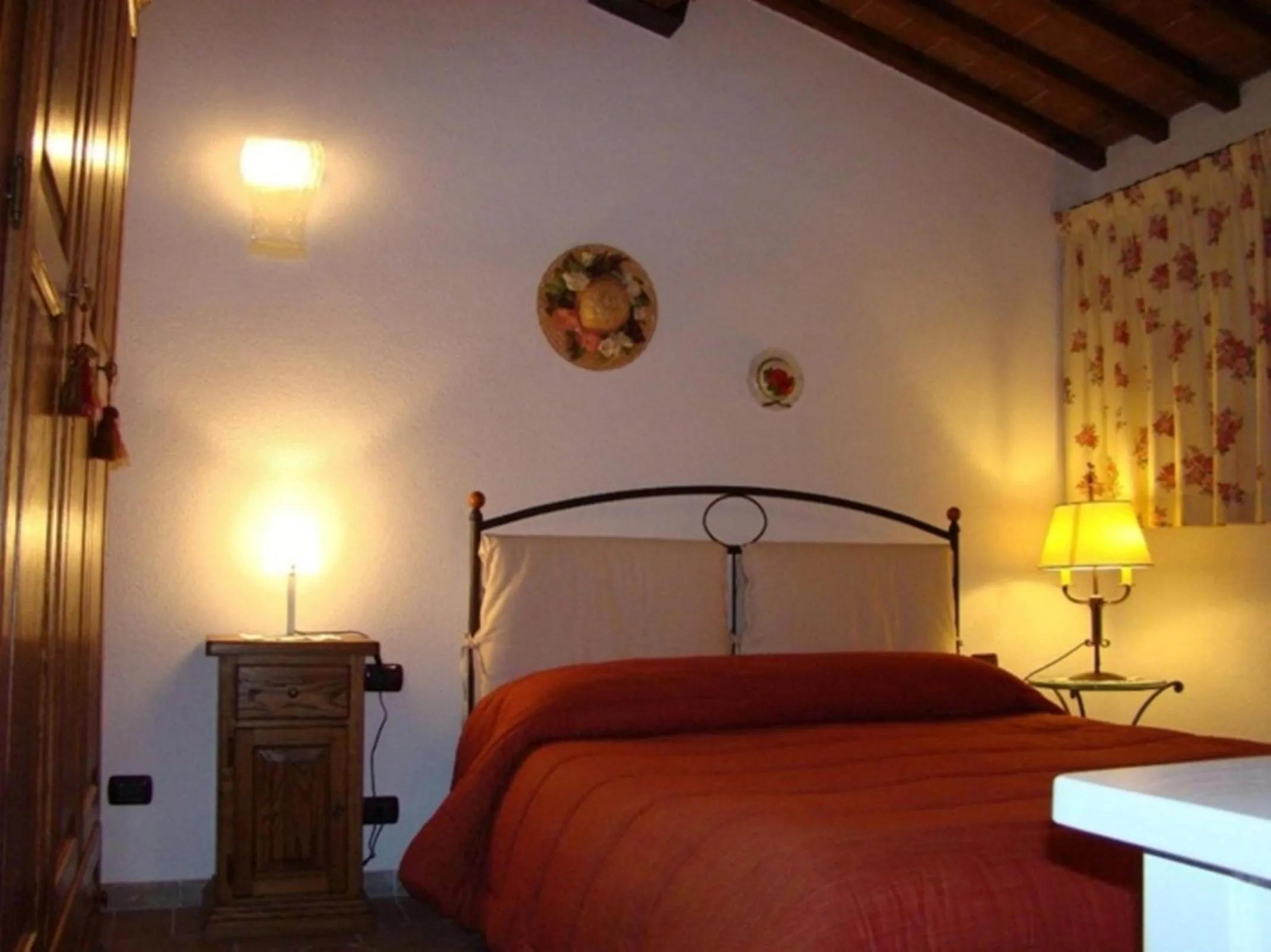 Bed in Antica Fonte Residenza di Siena