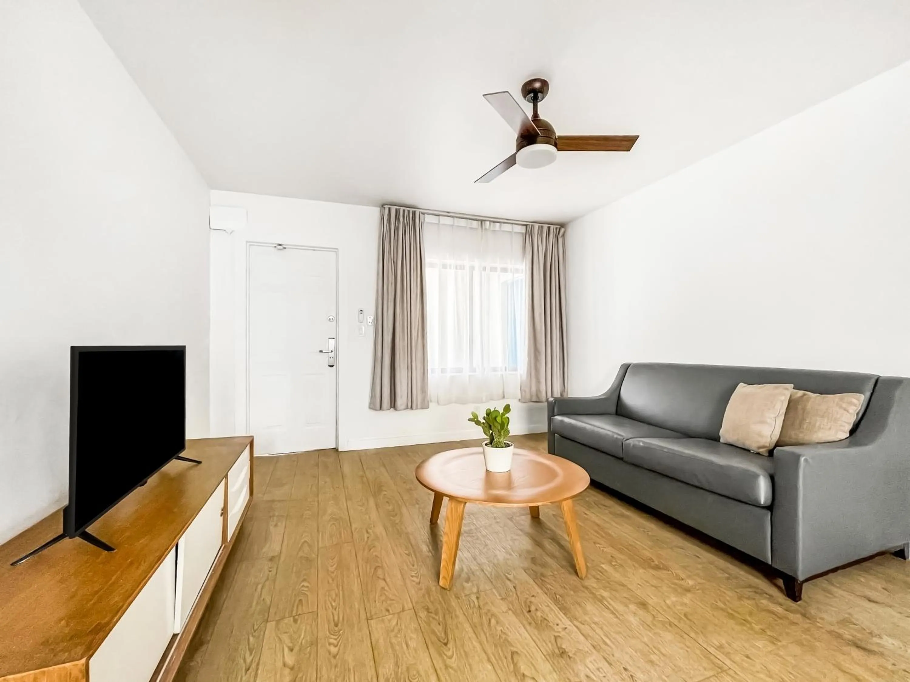 Living room in Ocean Sound's Hotel