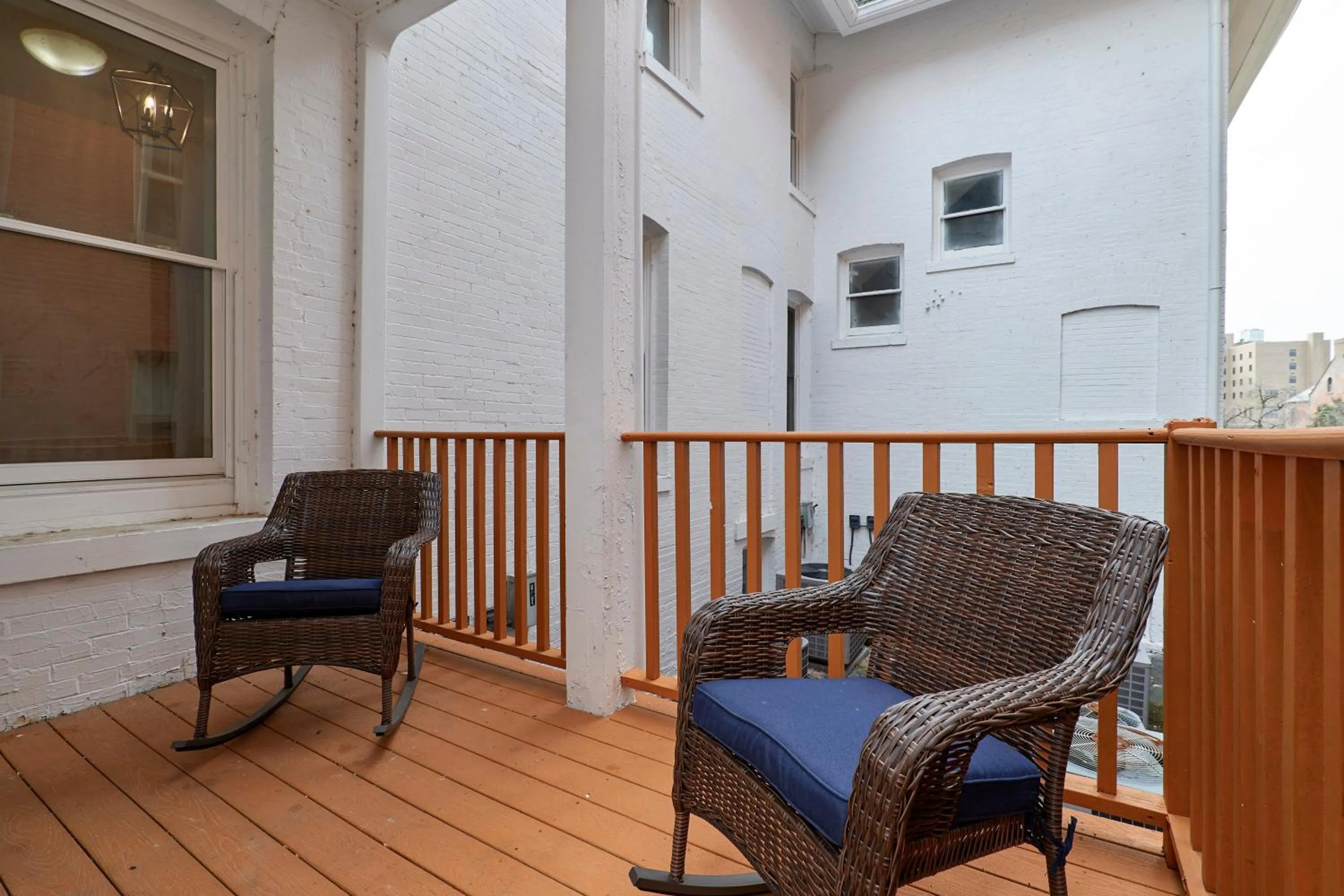 Balcony/Terrace in WhiteHouse at Grand Central