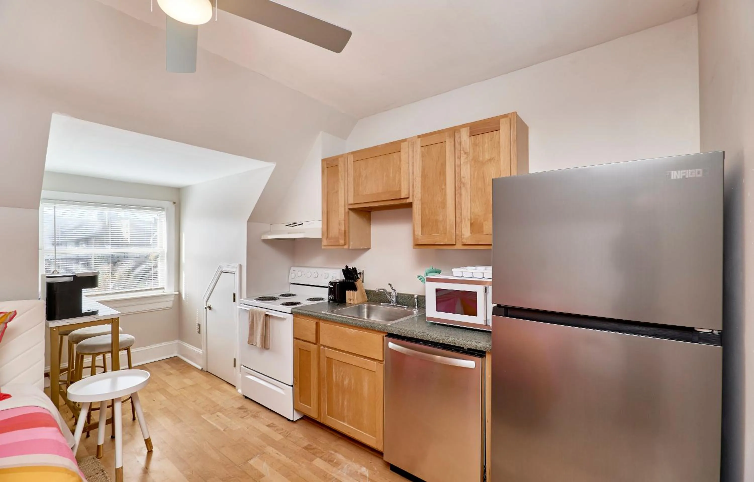 Kitchen or kitchenette in WhiteHouse at Grand Central