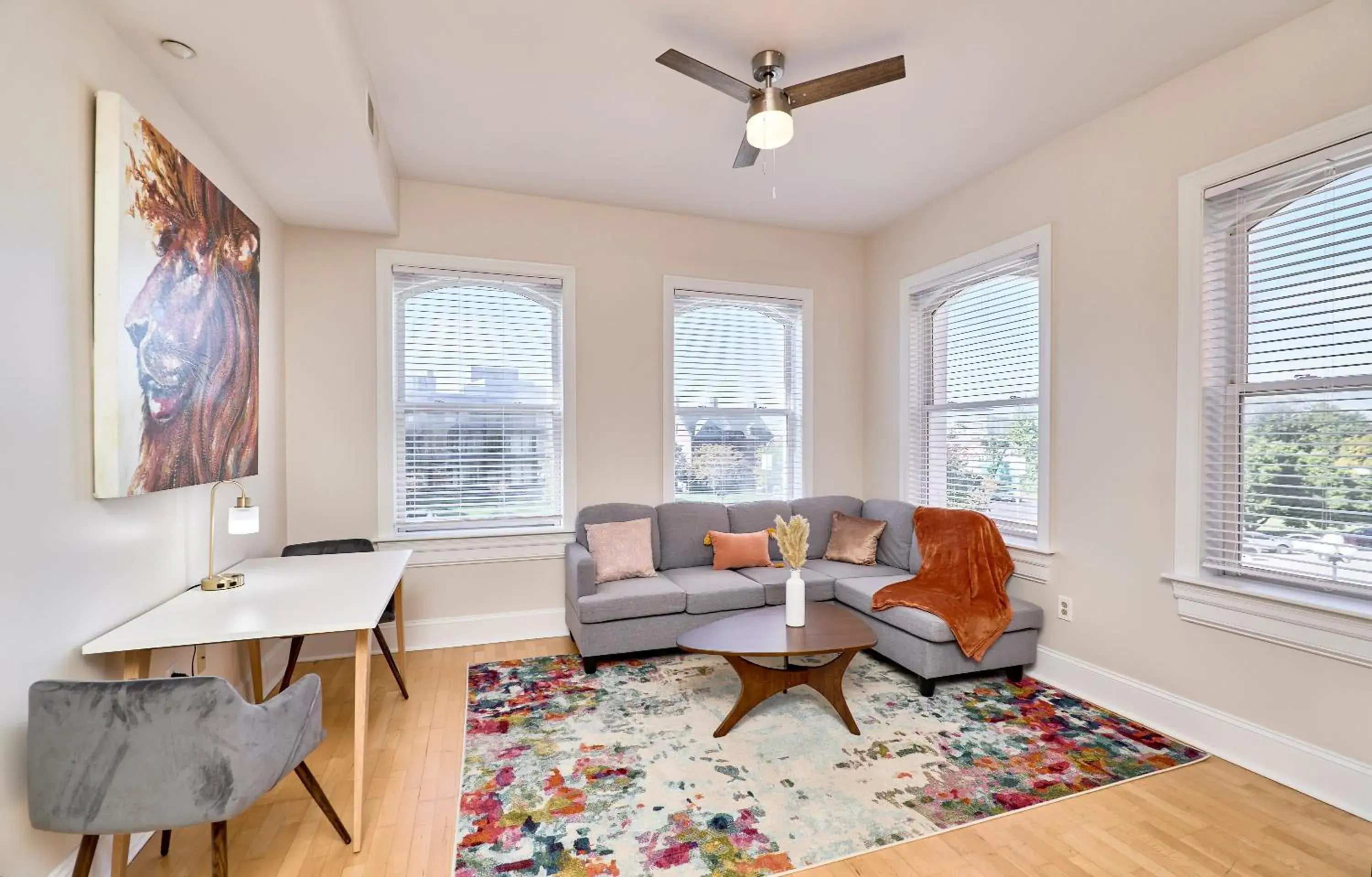 Apartment in WhiteHouse at Grand Central Apartment in WhiteHouse at Grand Central