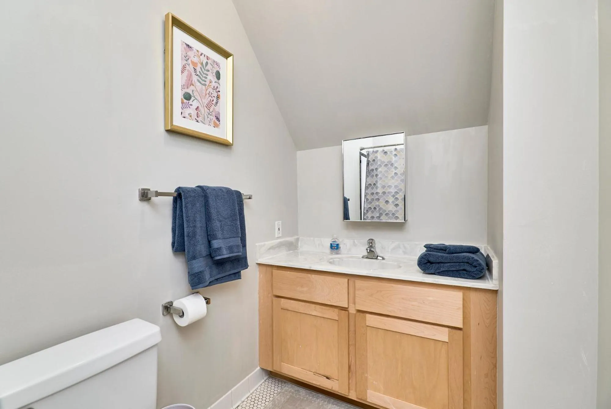 Bathroom in WhiteHouse at Grand Central