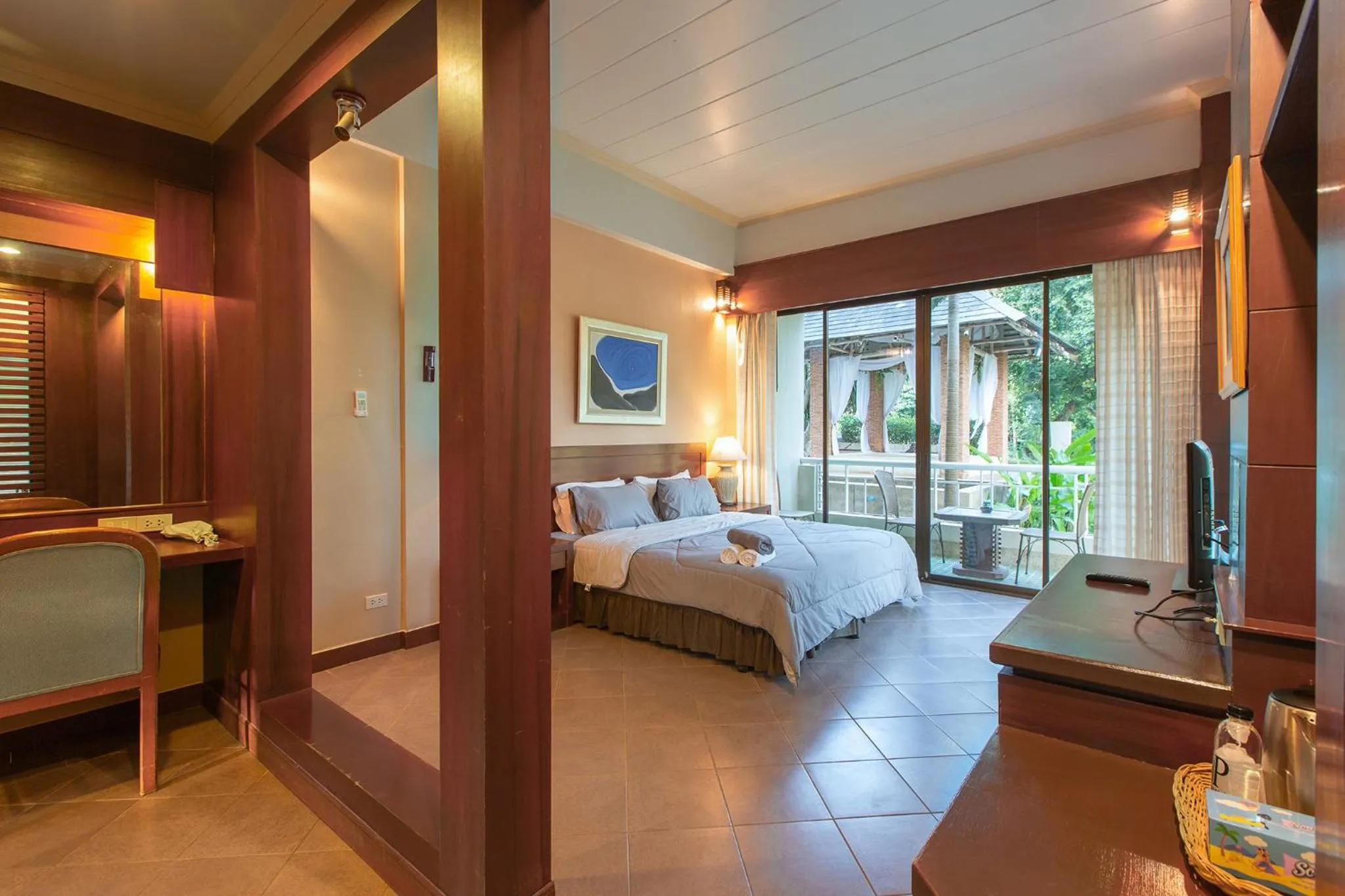 Deluxe Double Room with Bath in ปานเทล เขาใหญ่ Parntel KhaoYai