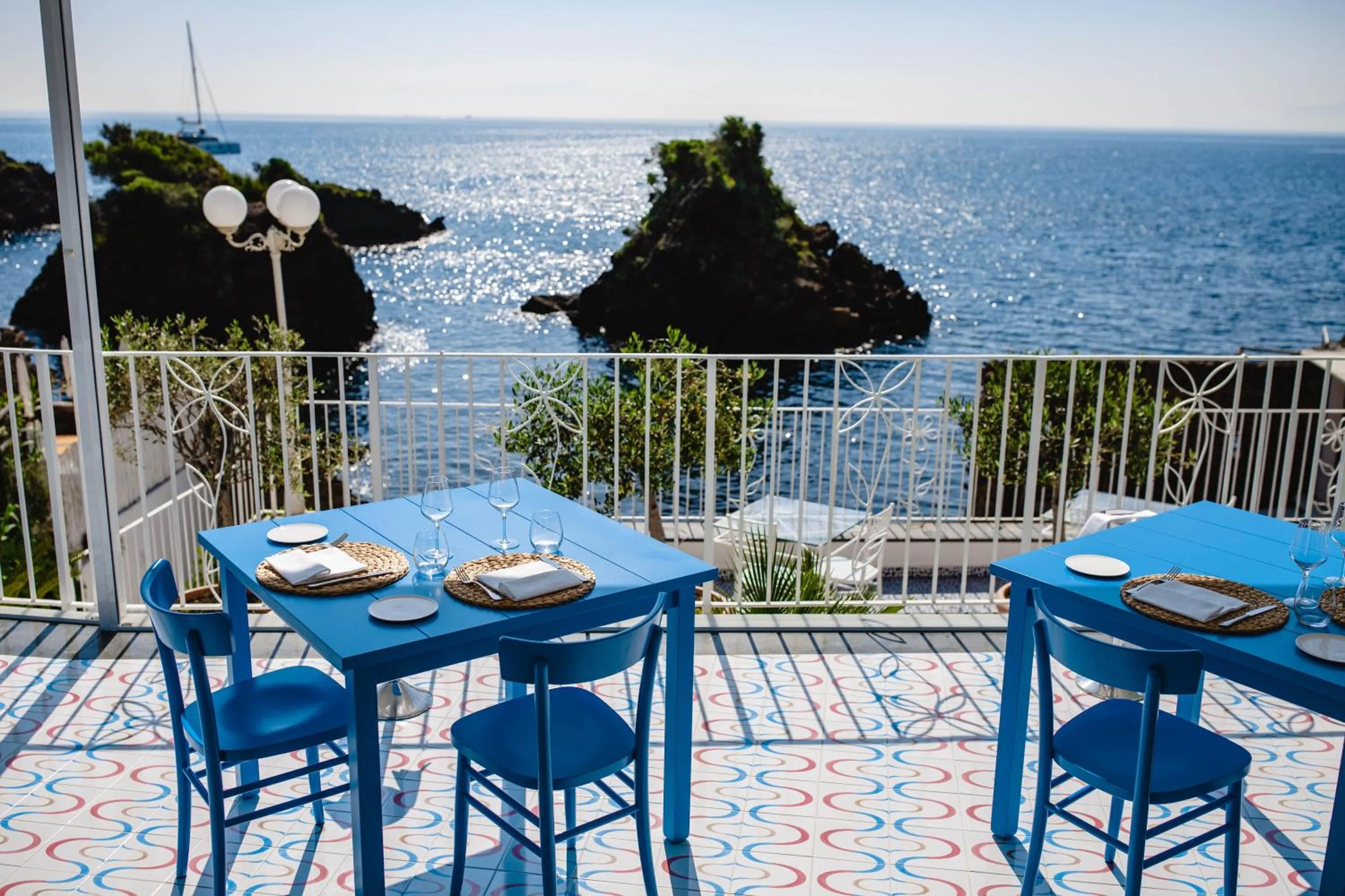 Dining area in Strand Hotel Delfini