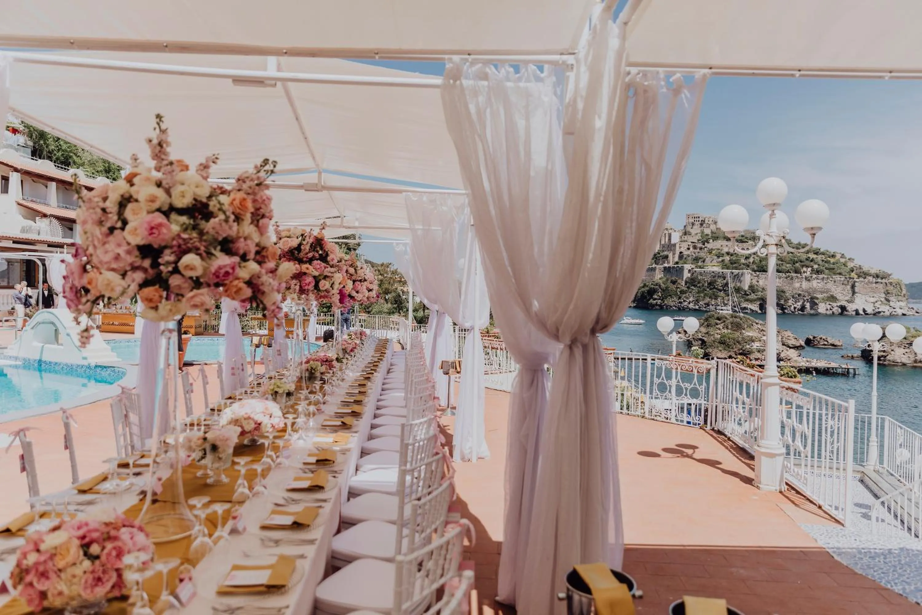 Restaurant/places to eat in Strand Hotel Delfini