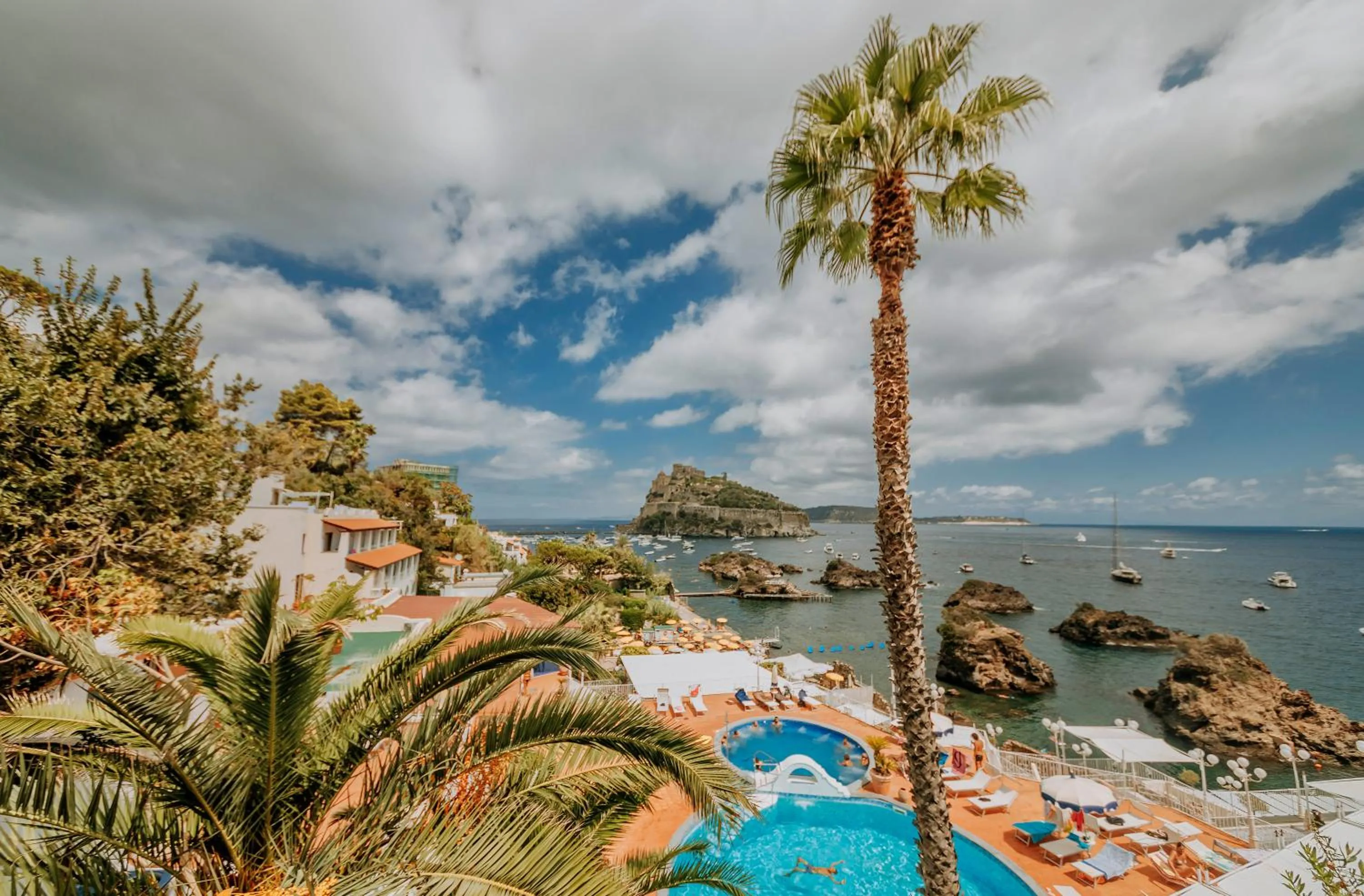 Swimming pool in Strand Hotel Delfini