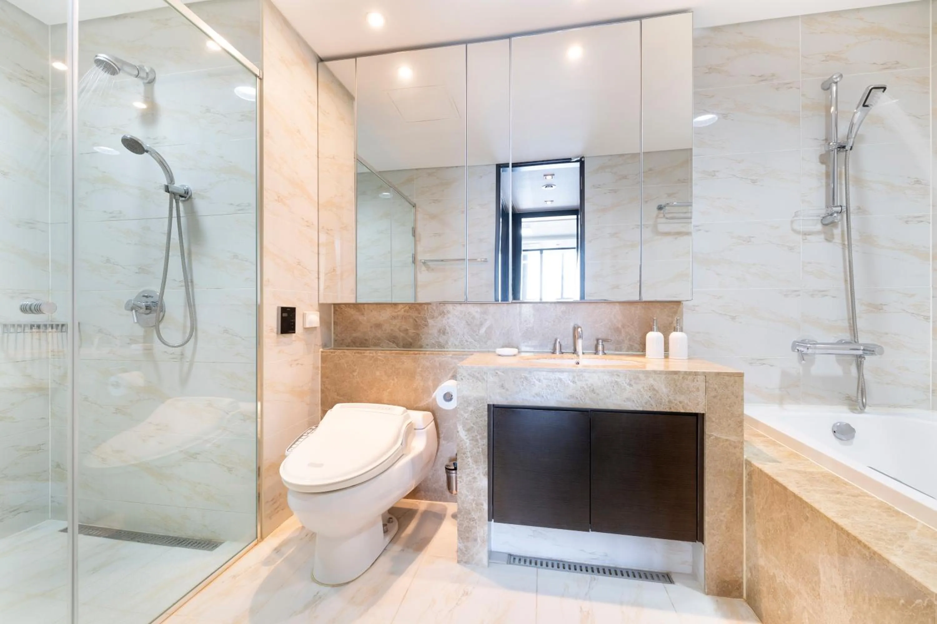 Bathroom in Pale De Cz Condo