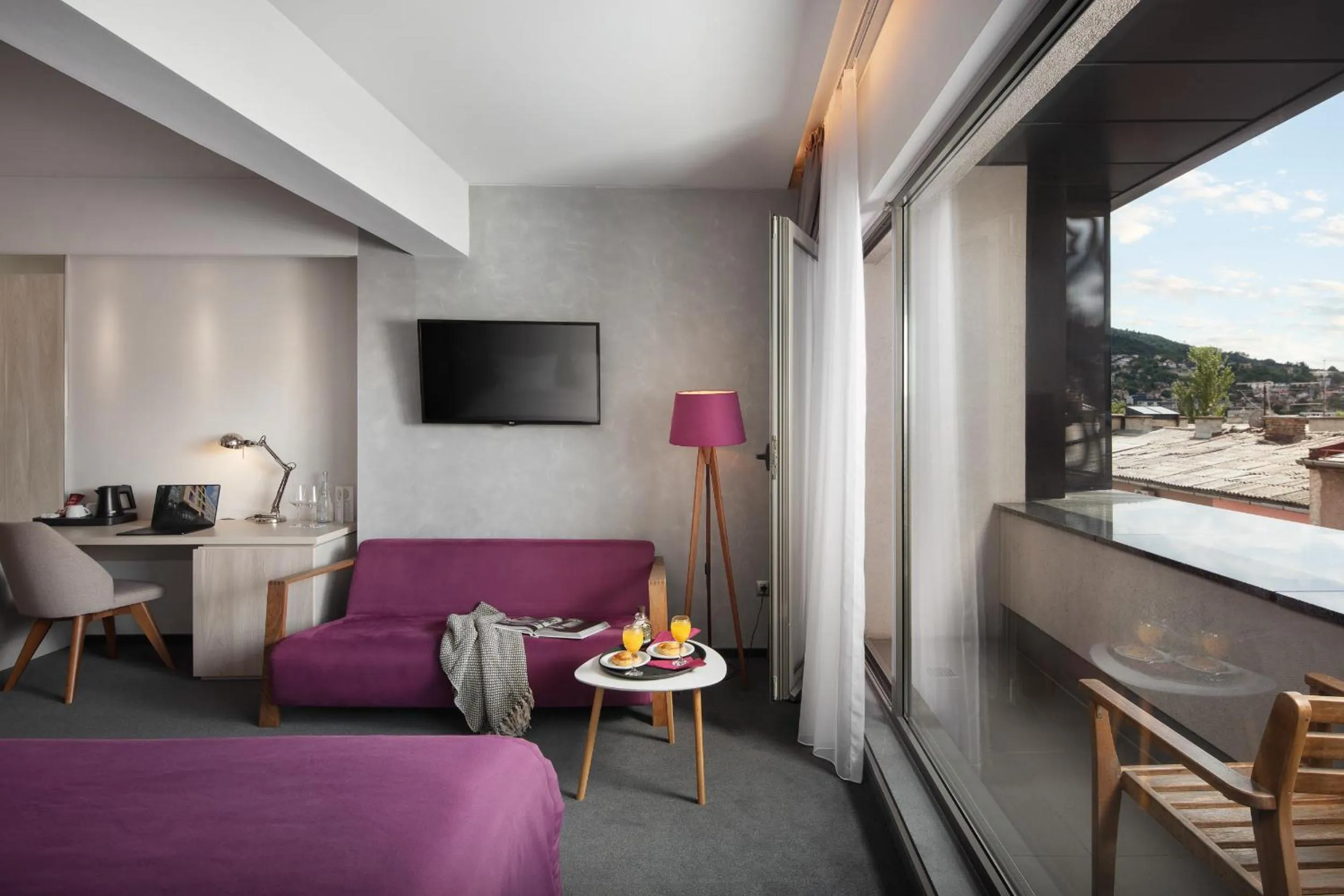 Coffee/tea facilities in Hotel Colors Inn