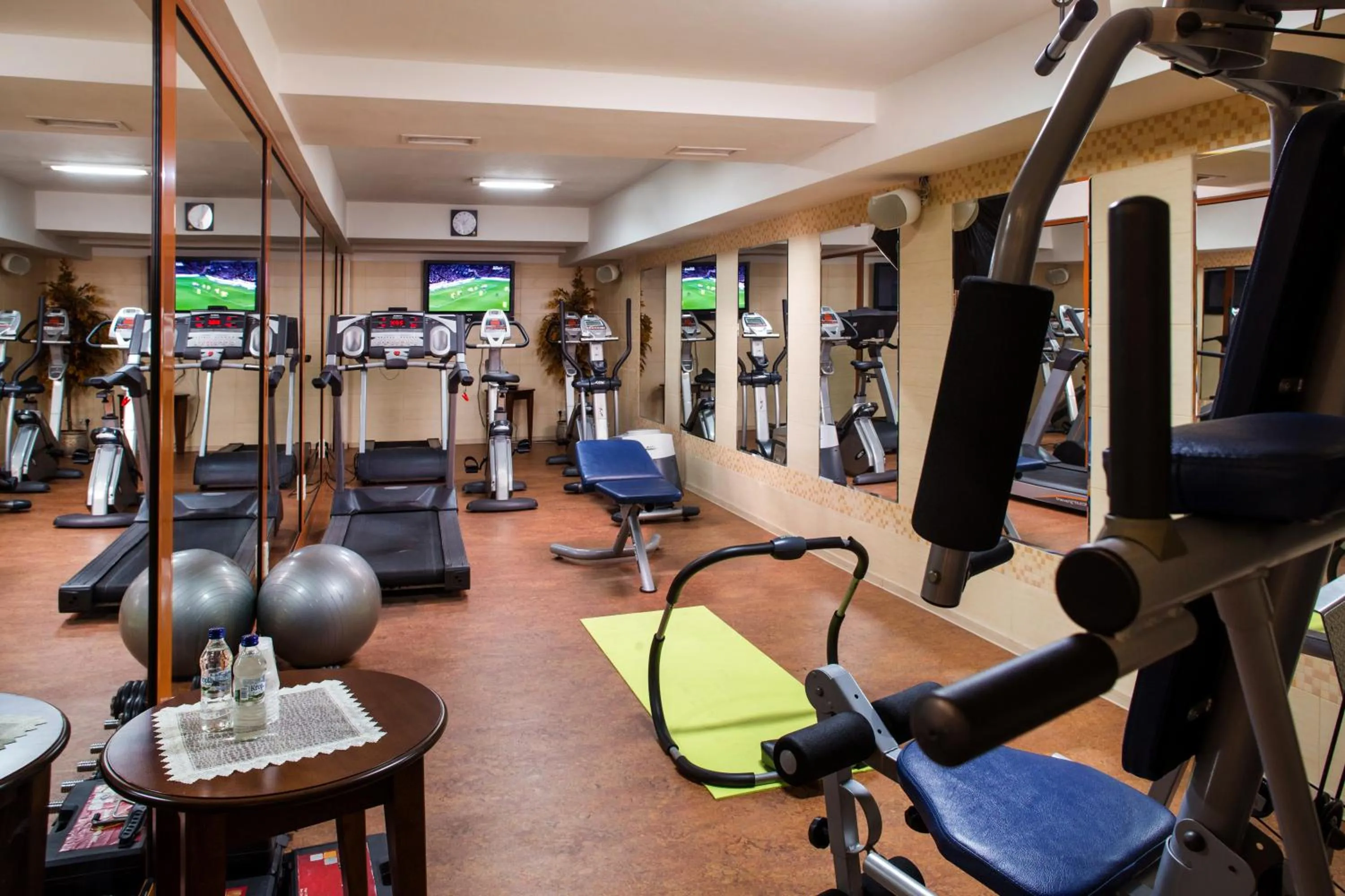 Fitness centre/facilities in Hotel Ambasadorski Rzeszów