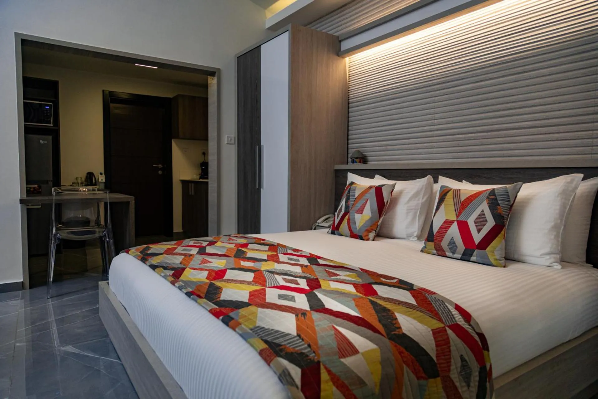 Bed in Home Suites Boutique Hotel Freetown