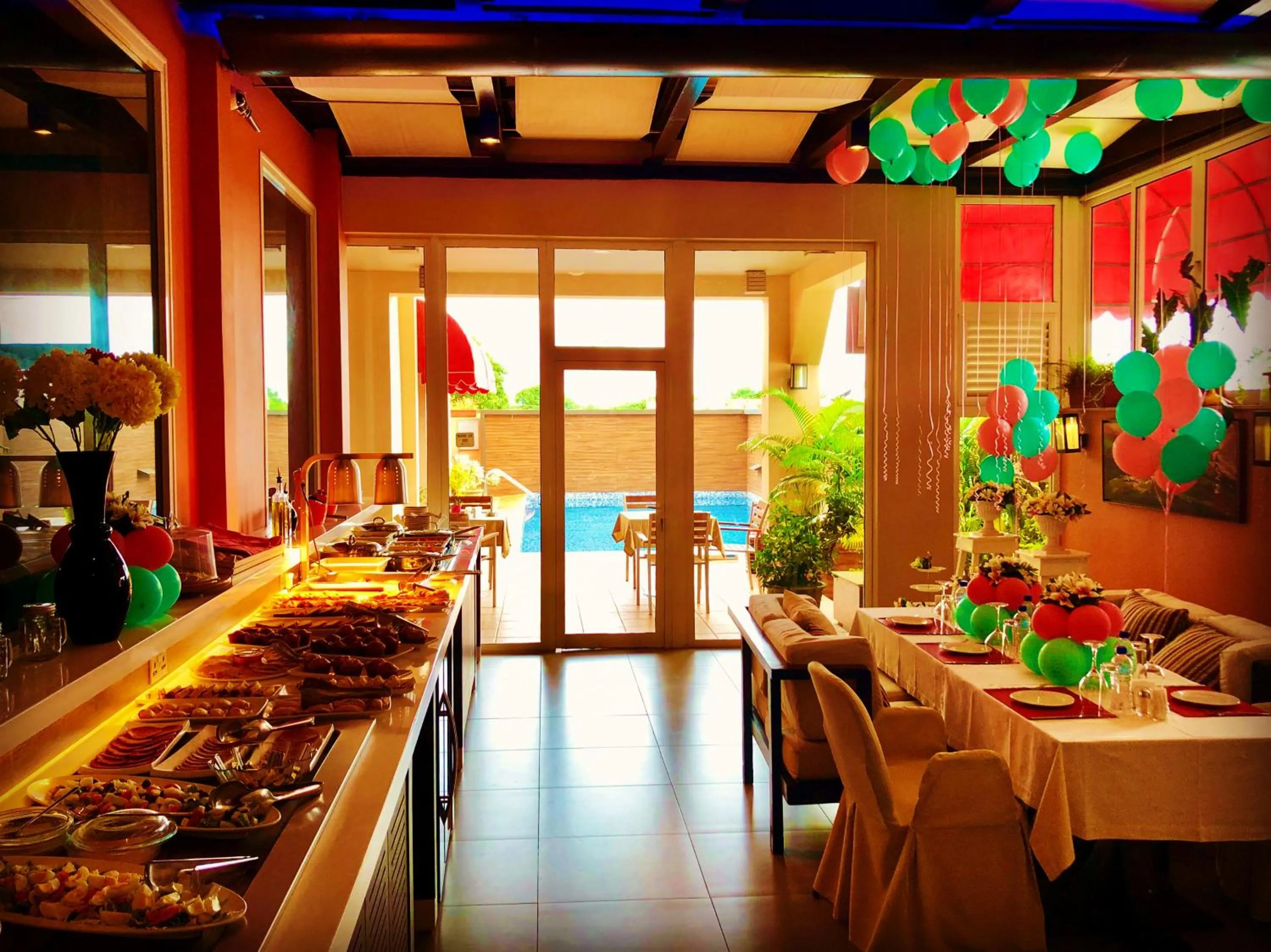 Food and drinks in Home Suites Boutique Hotel Freetown