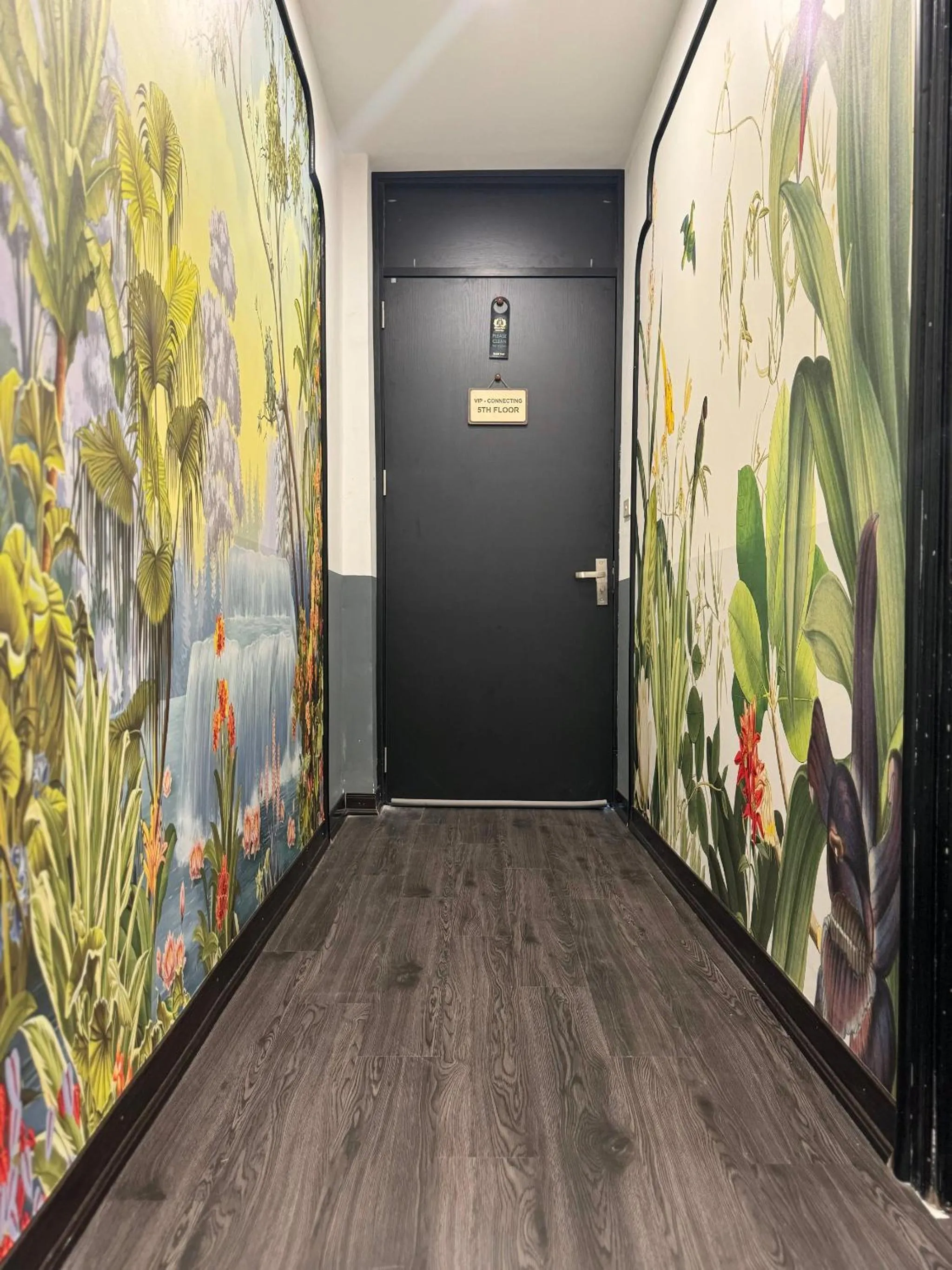 Photo of the whole room in Hanoi Elpis Hotel & Spa