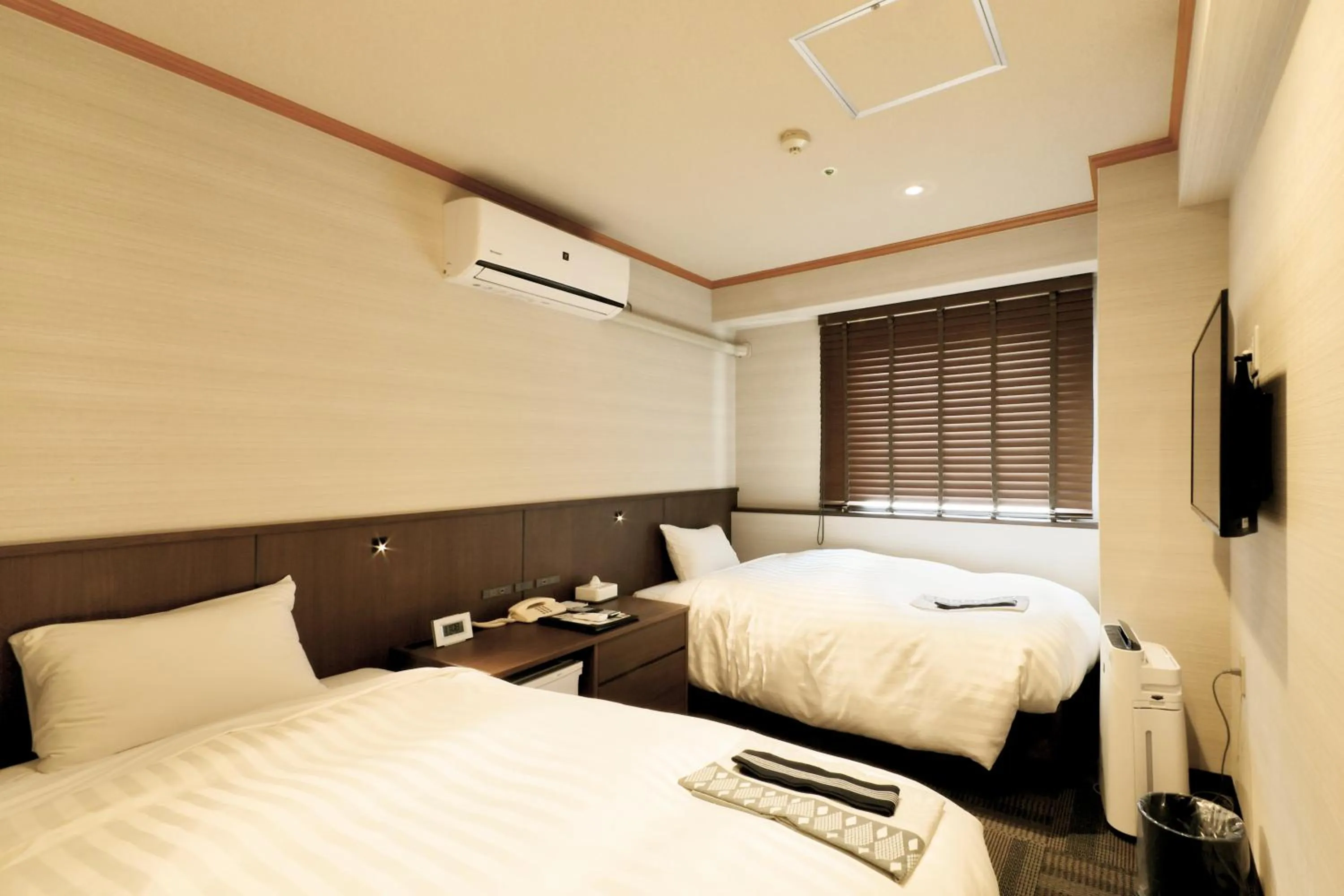 Photo of the whole room, Bed in Hotel Castle Inn Ise