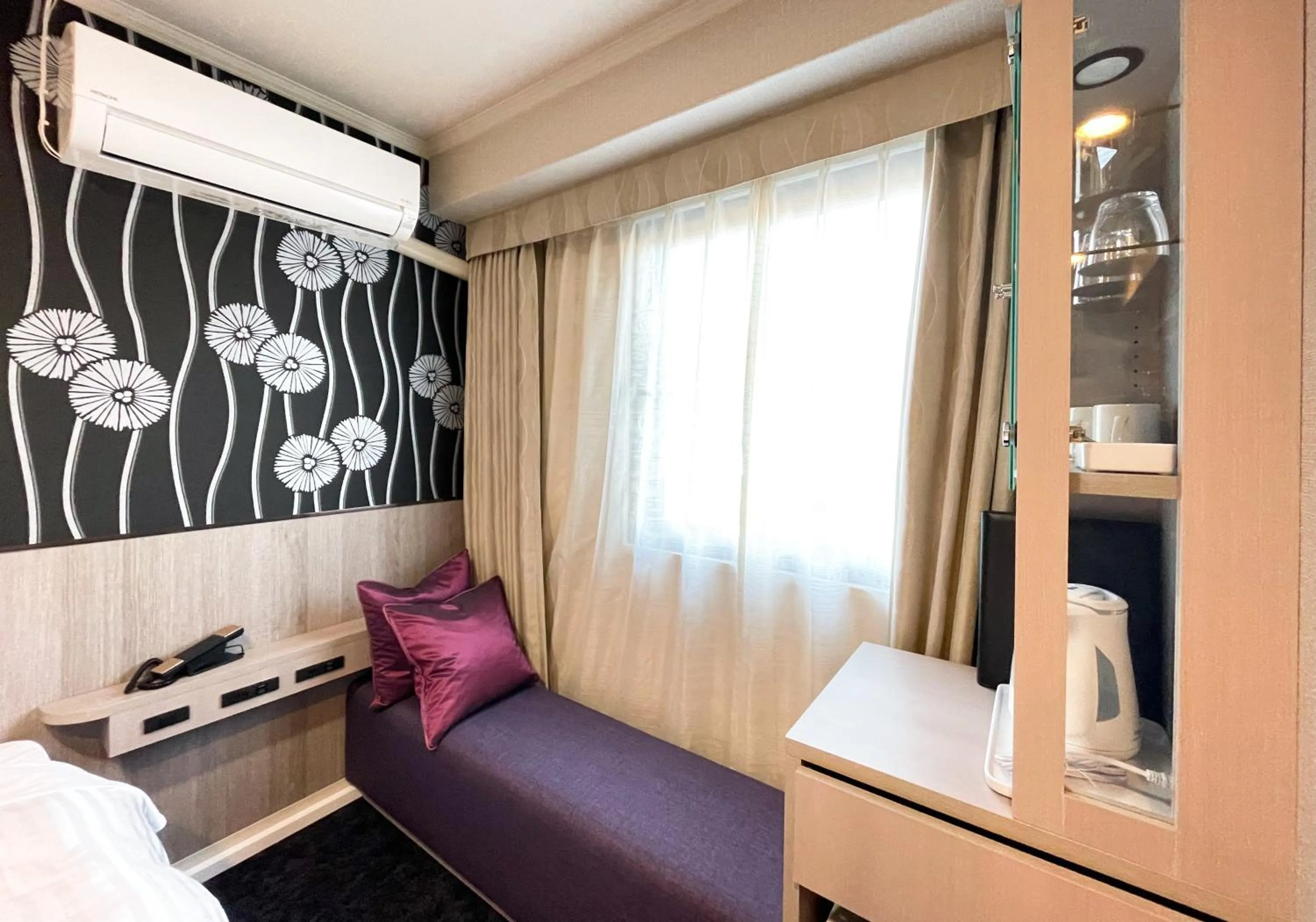 Bed in Hotel Castle Inn Ise