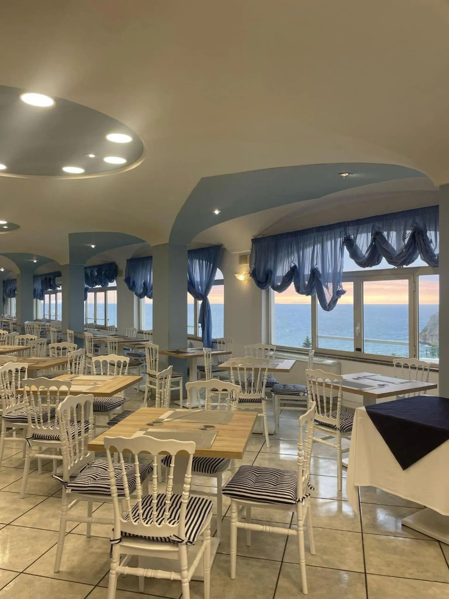 Restaurant/places to eat in Parco dei Principi Resort & Spa