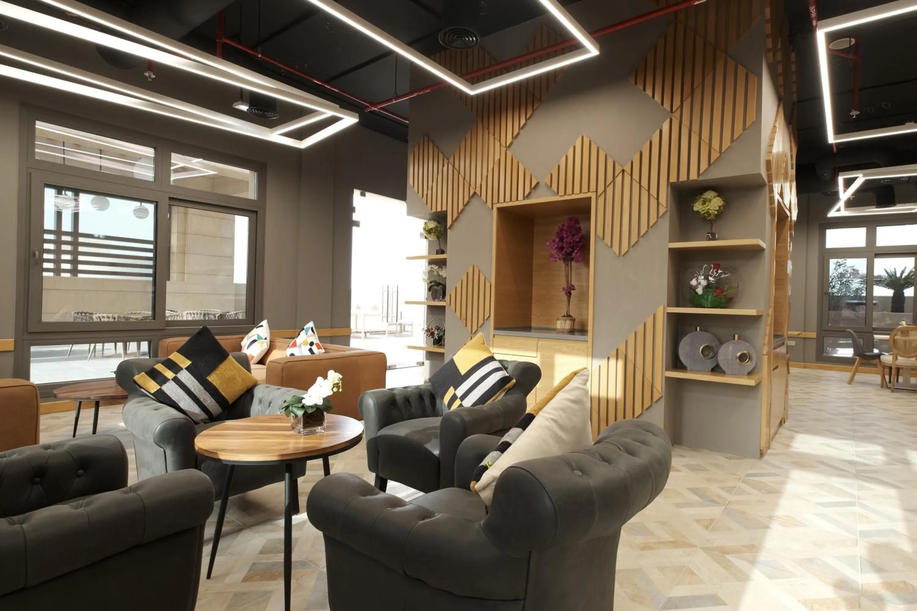 Business facilities in Le Mirage Downtown