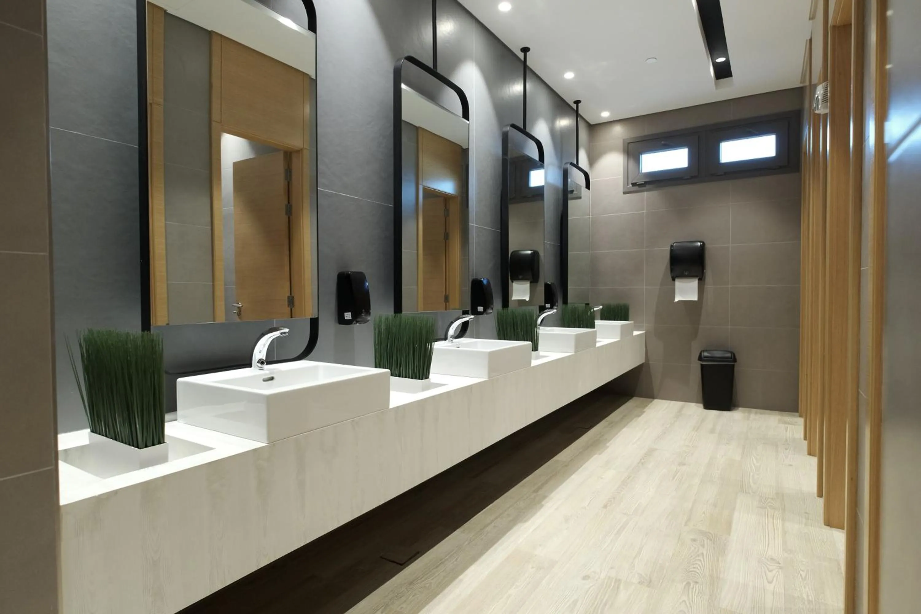 Bathroom in Le Mirage Downtown