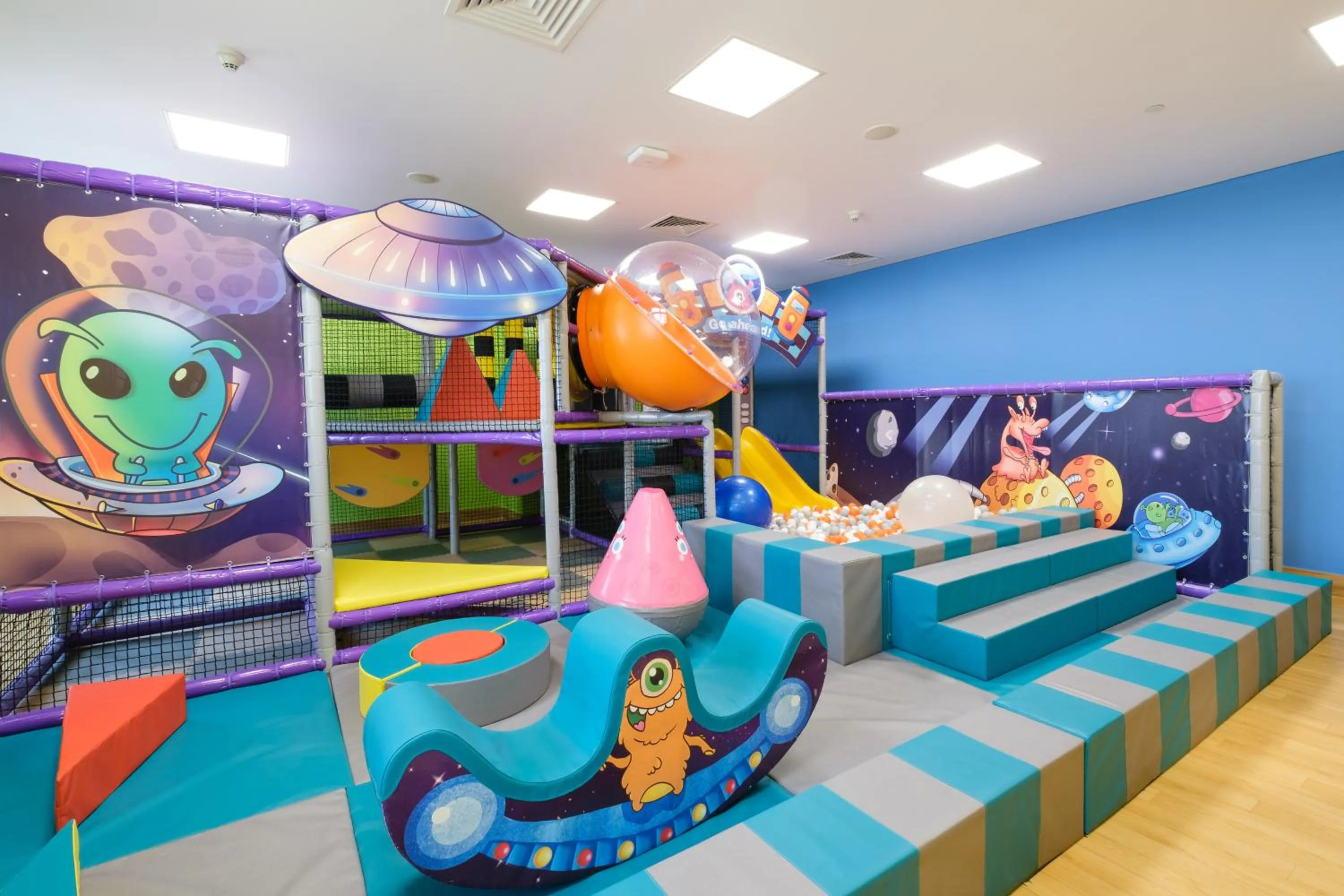 Ski School in Le Mirage Downtown