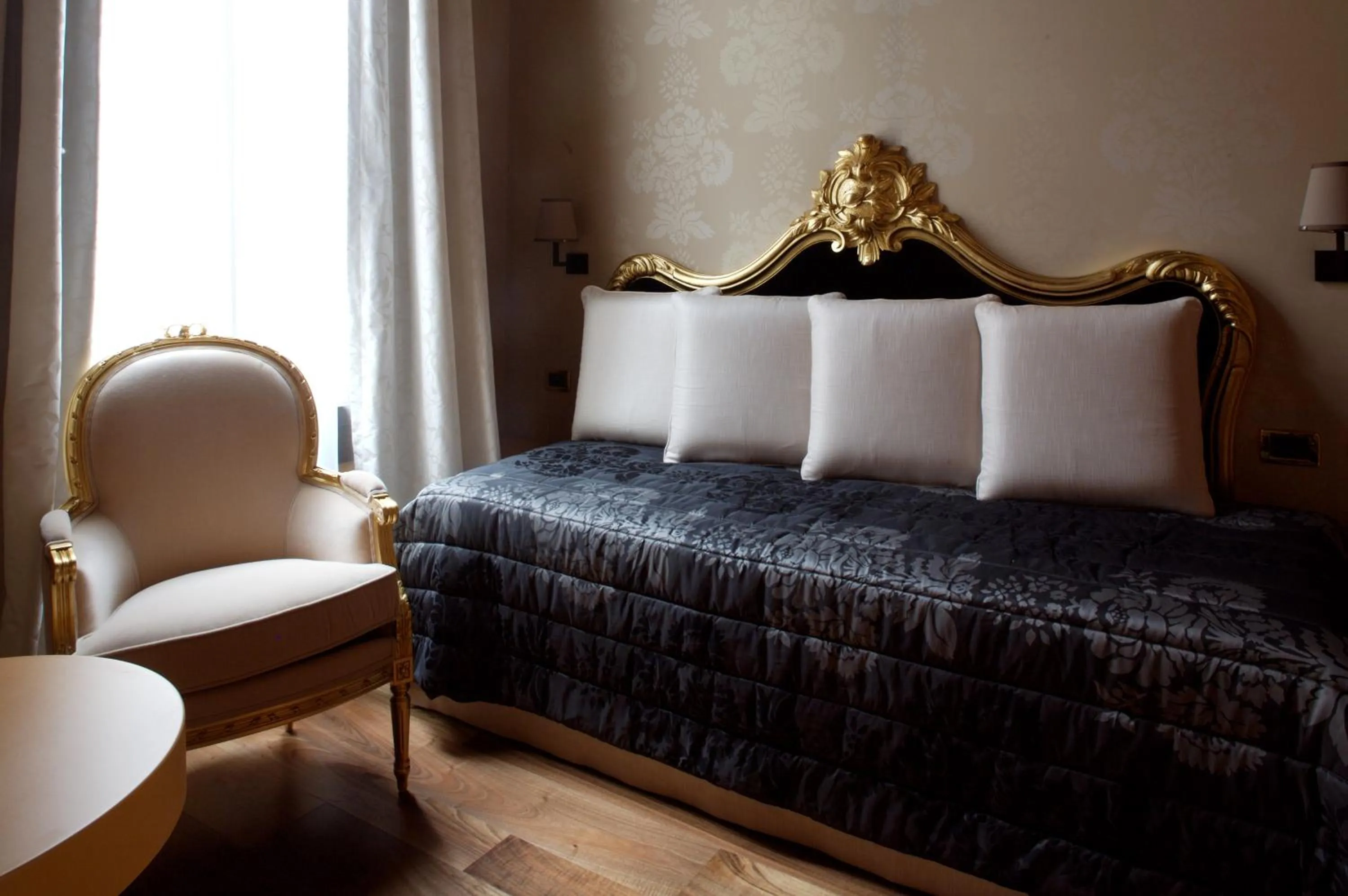 Living room, Bed in Hotel Ca' Zusto Venezia