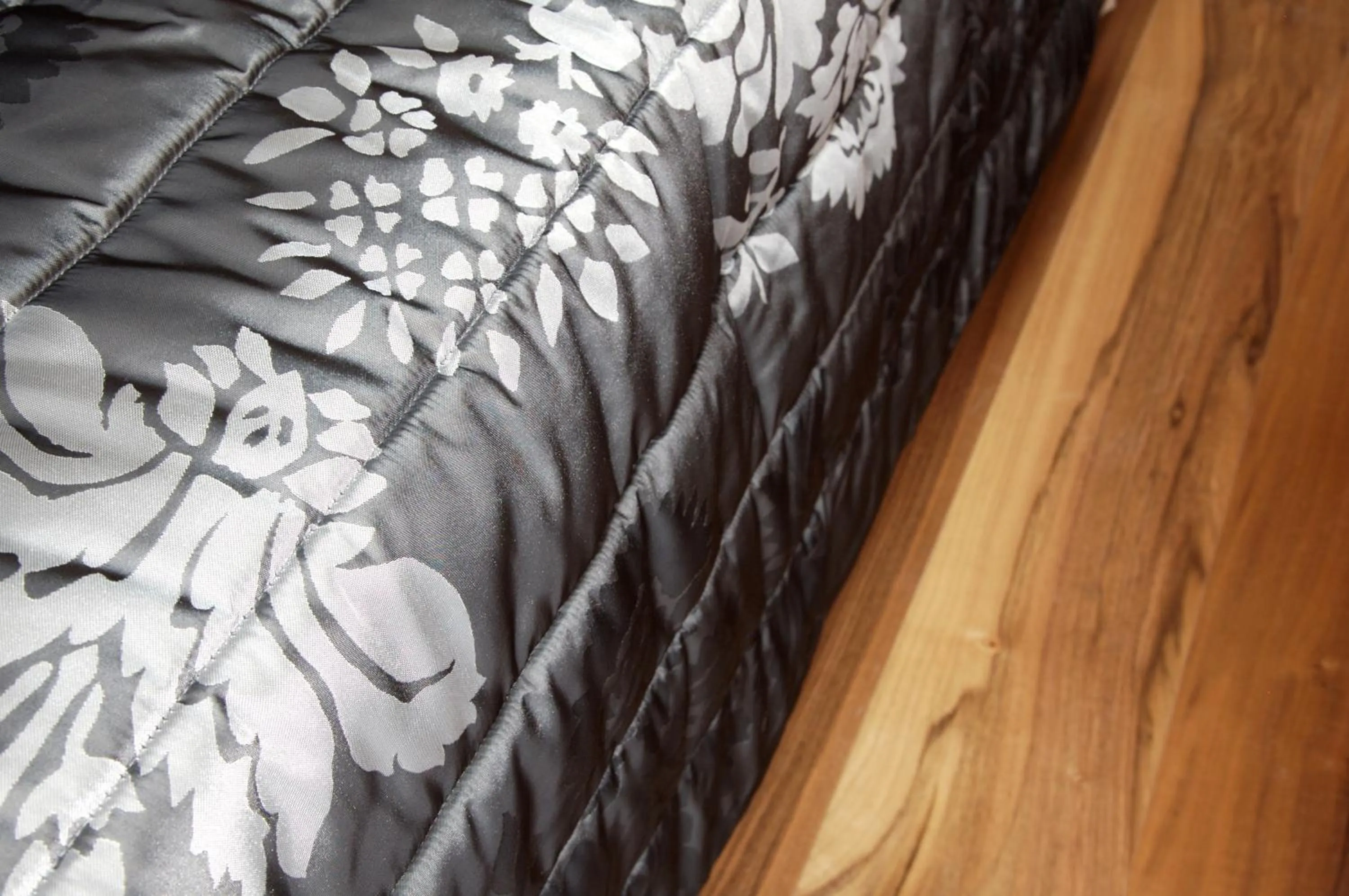 Decorative detail, Bed in Hotel Ca' Zusto Venezia