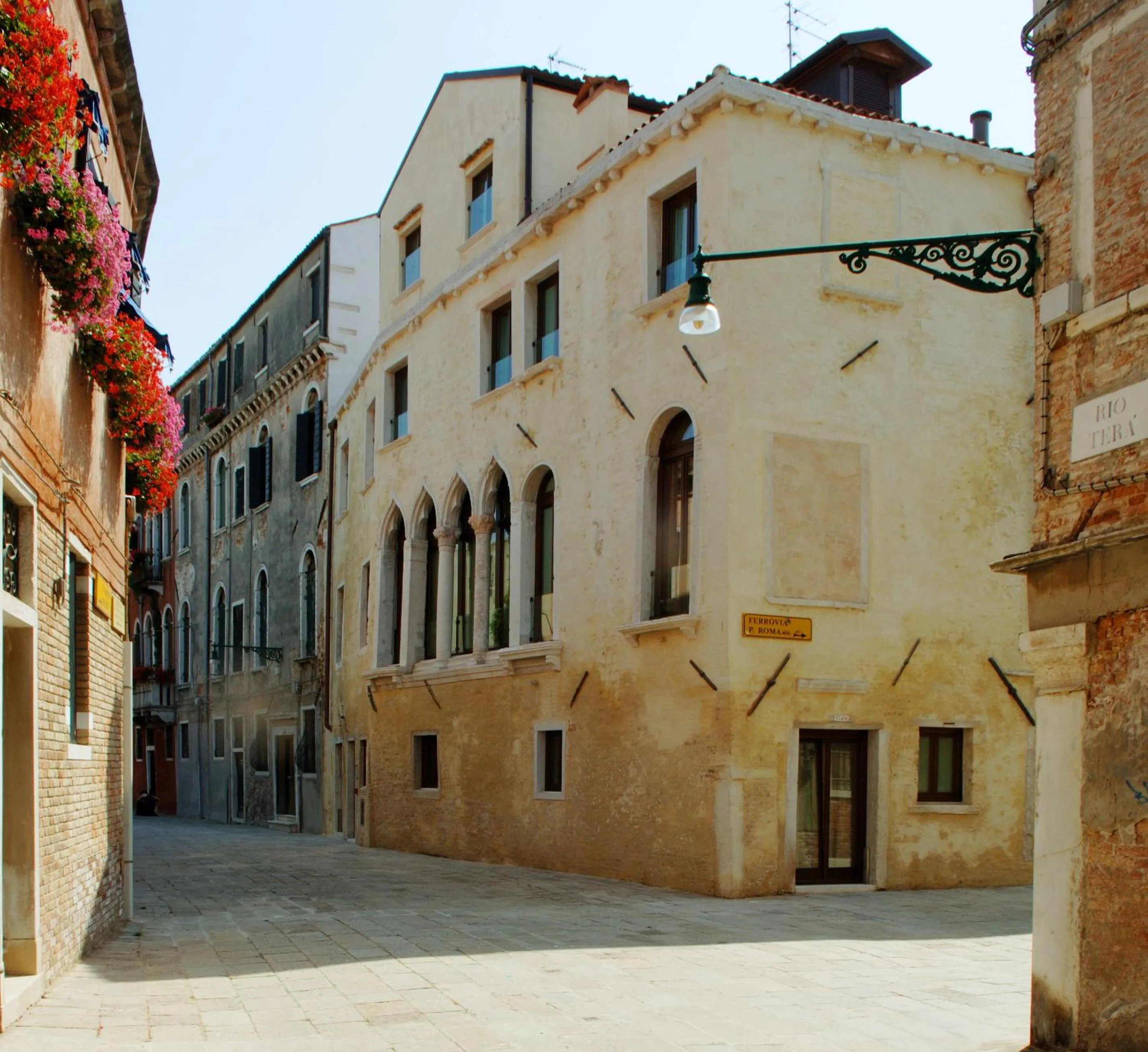 Facade/entrance in Hotel Ca' Zusto Venezia