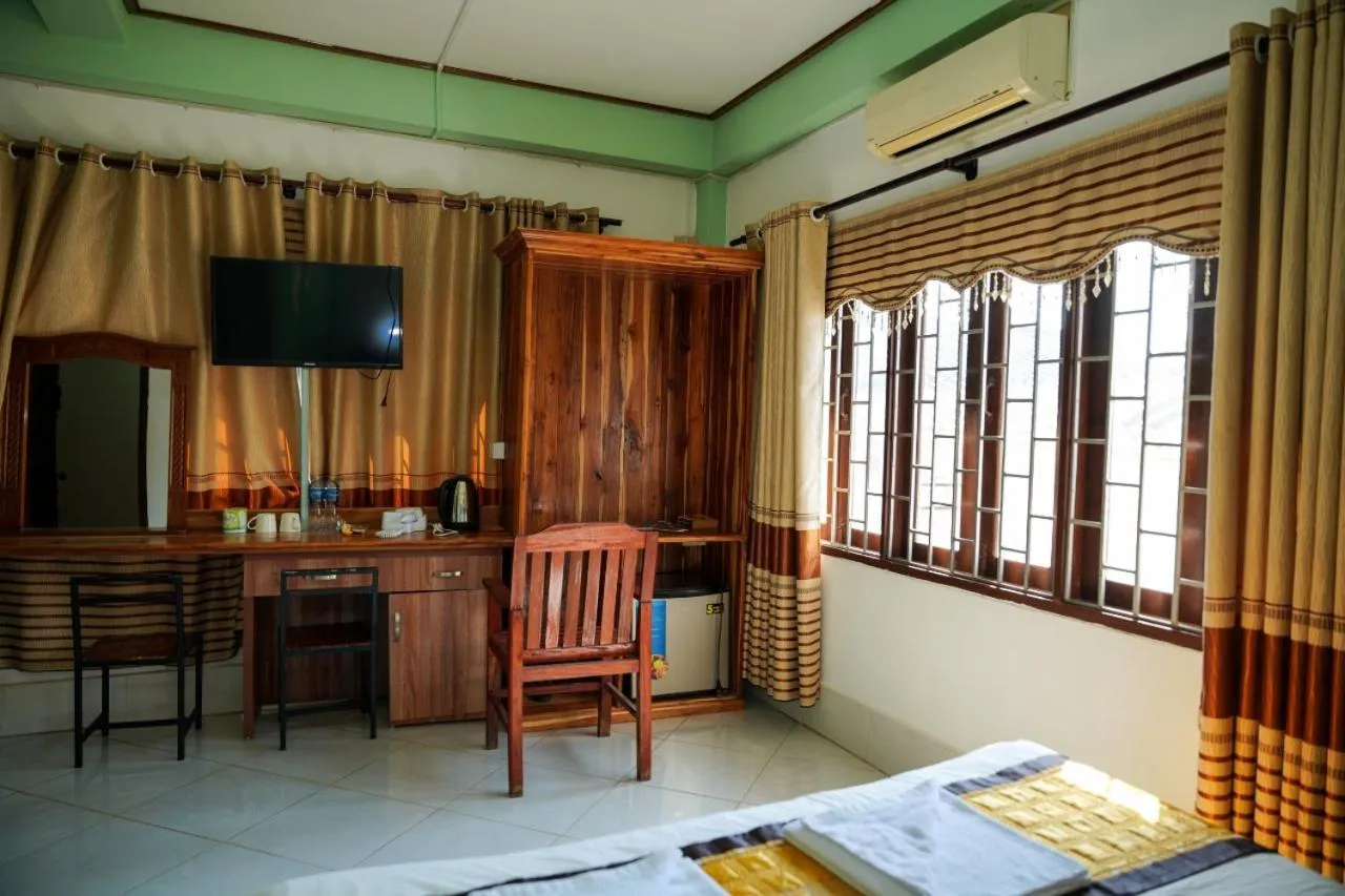 Photo of the whole room in Bountang Mountain View Riverside Hotel