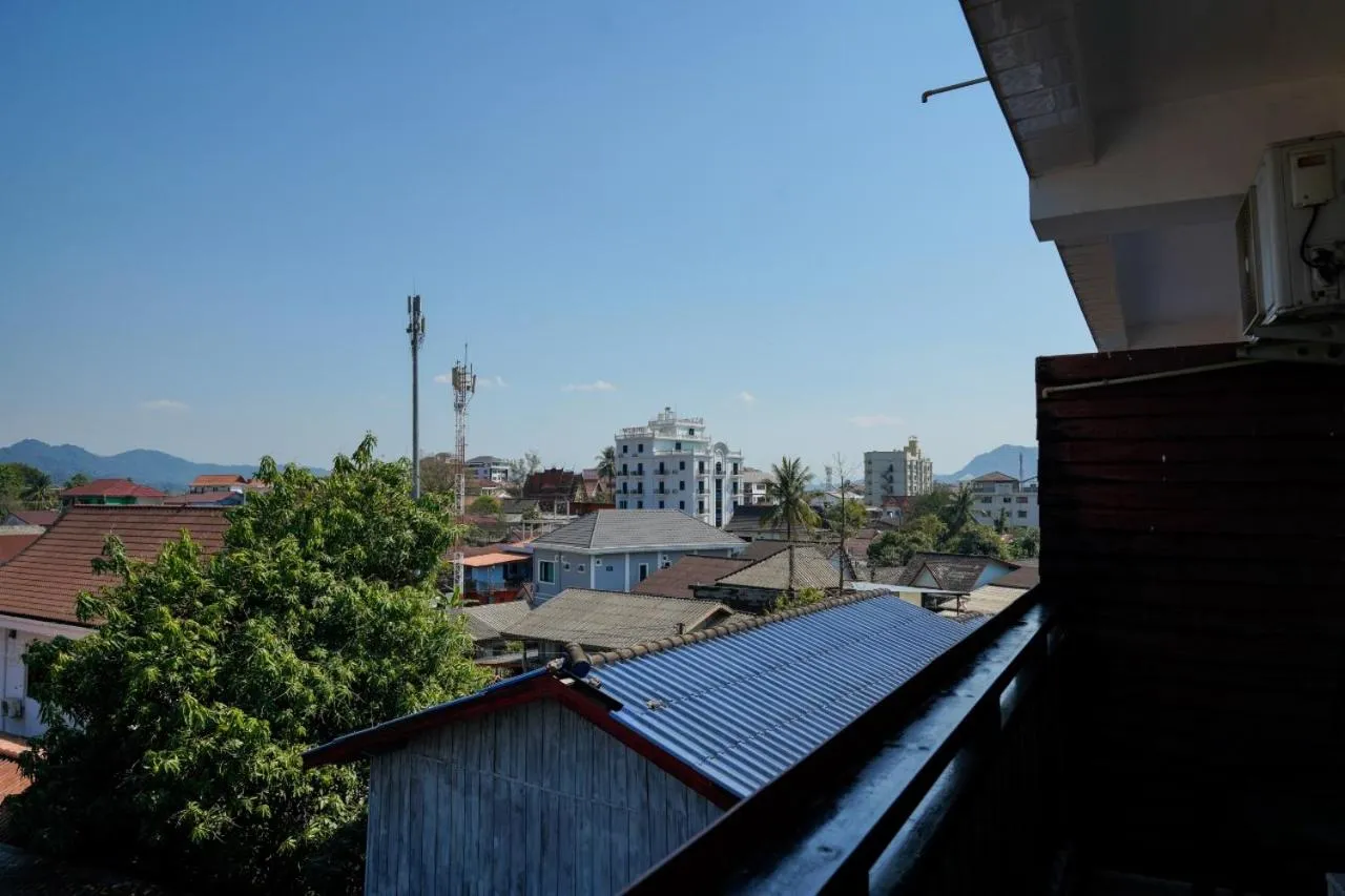 Bountang Mountain View Riverside Hotel