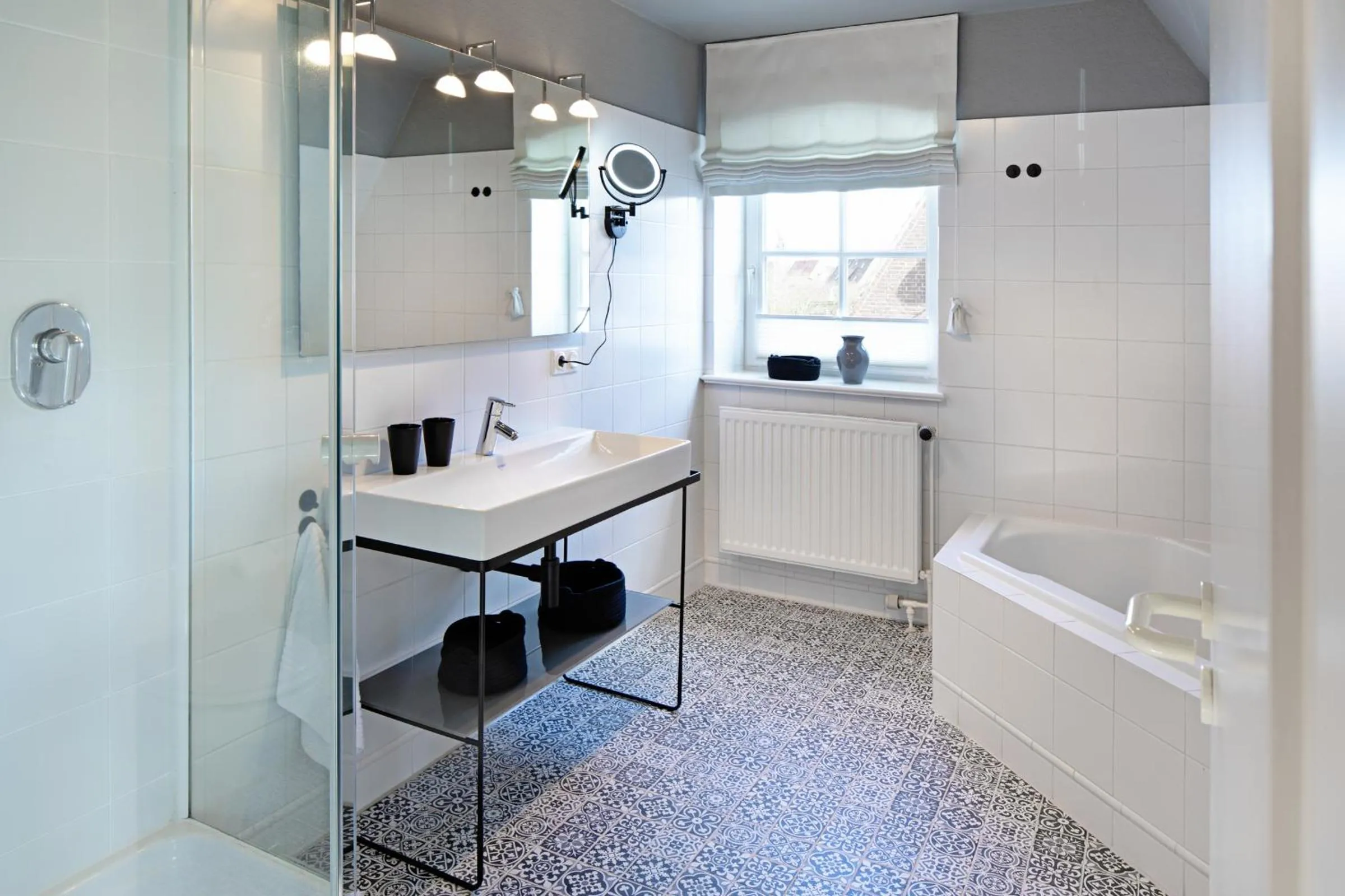 Bathroom in Captains Cabin