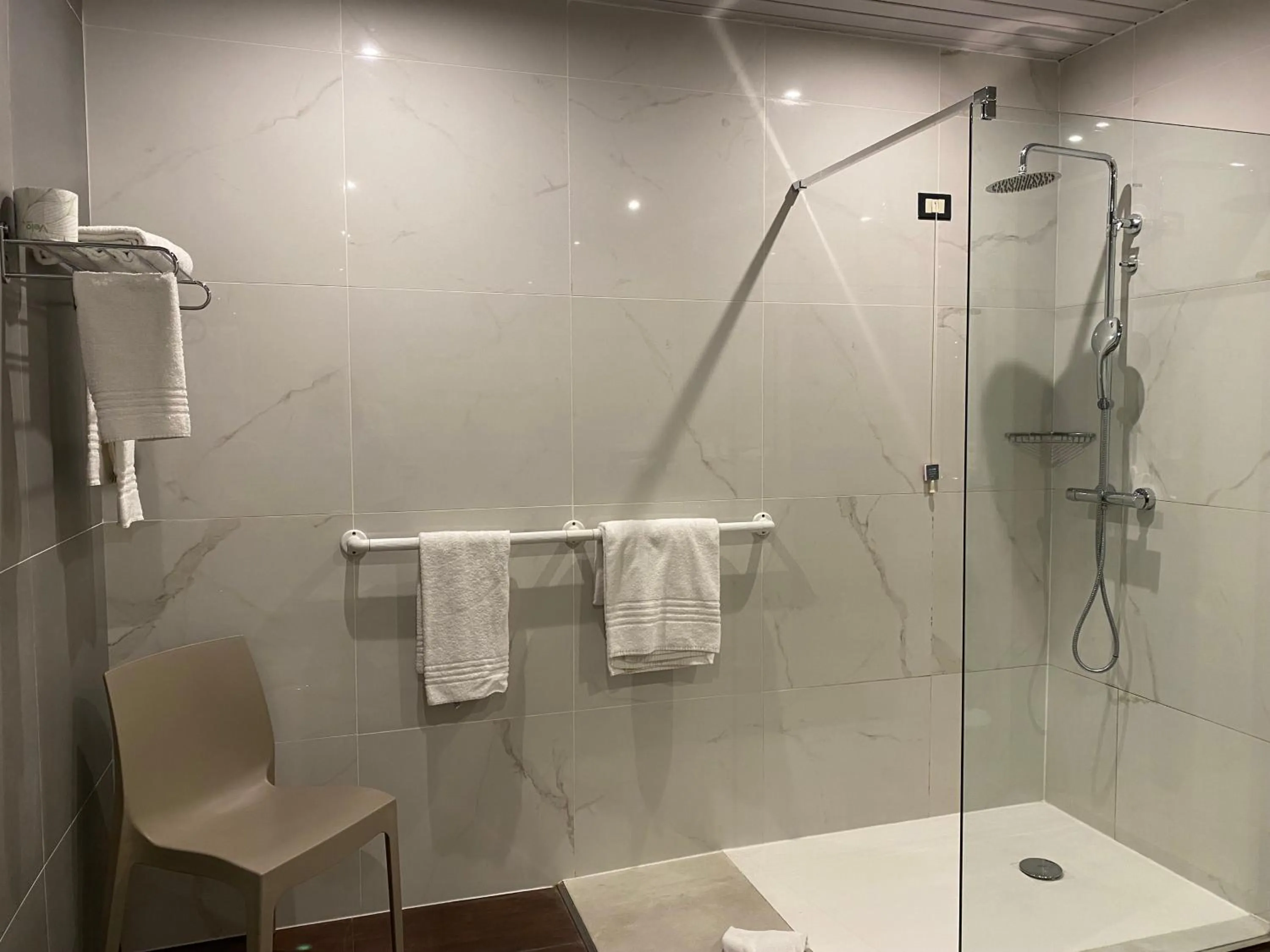 Bathroom in Best Western Modena District