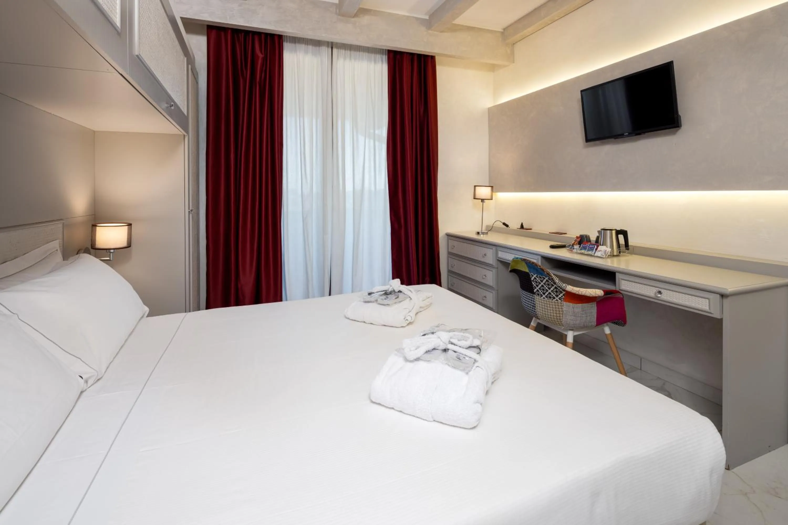 Bed in Best Western Modena District