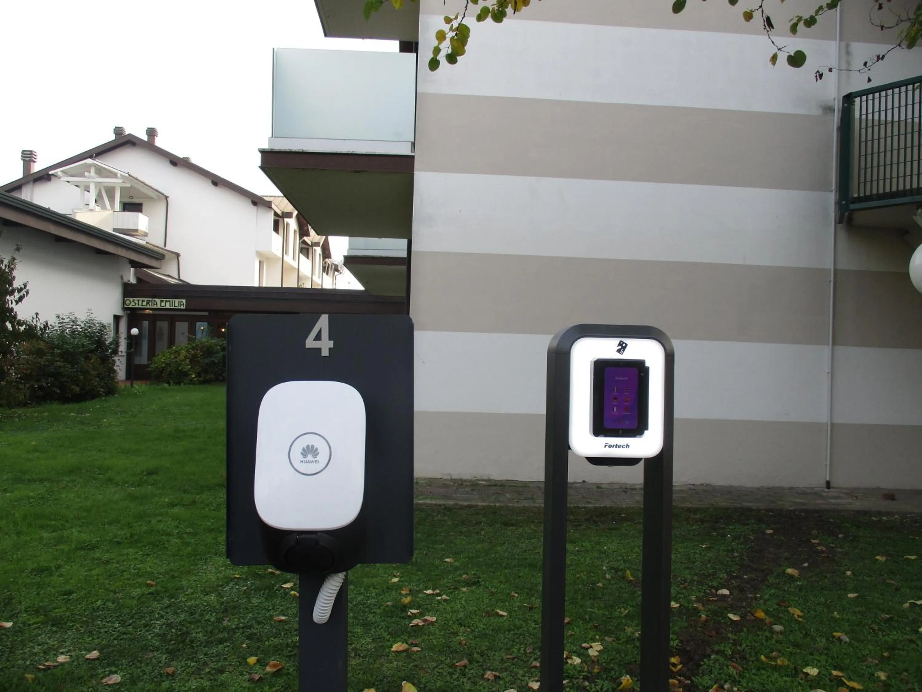 Property building in Best Western Modena District