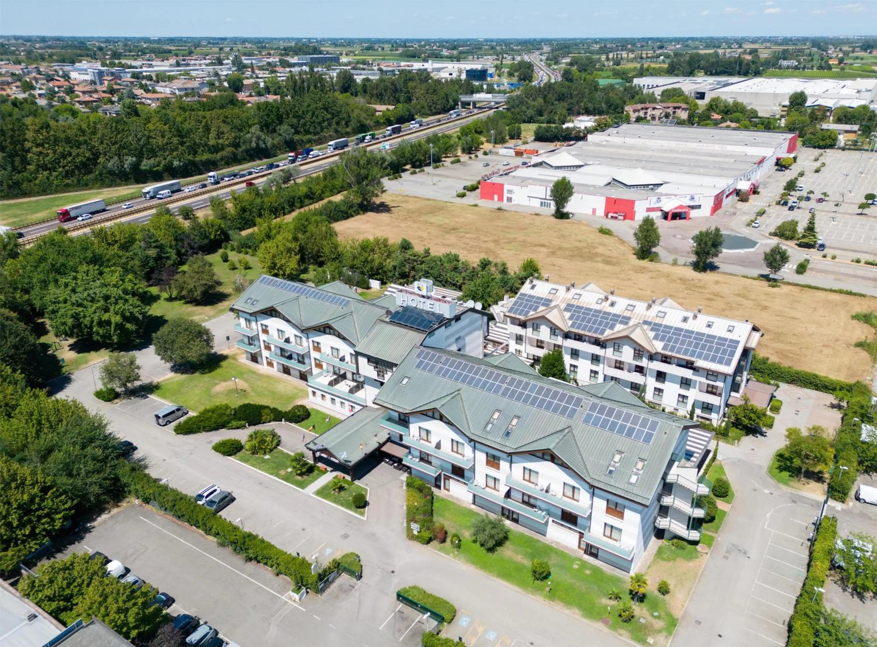 Property building in Best Western Modena District