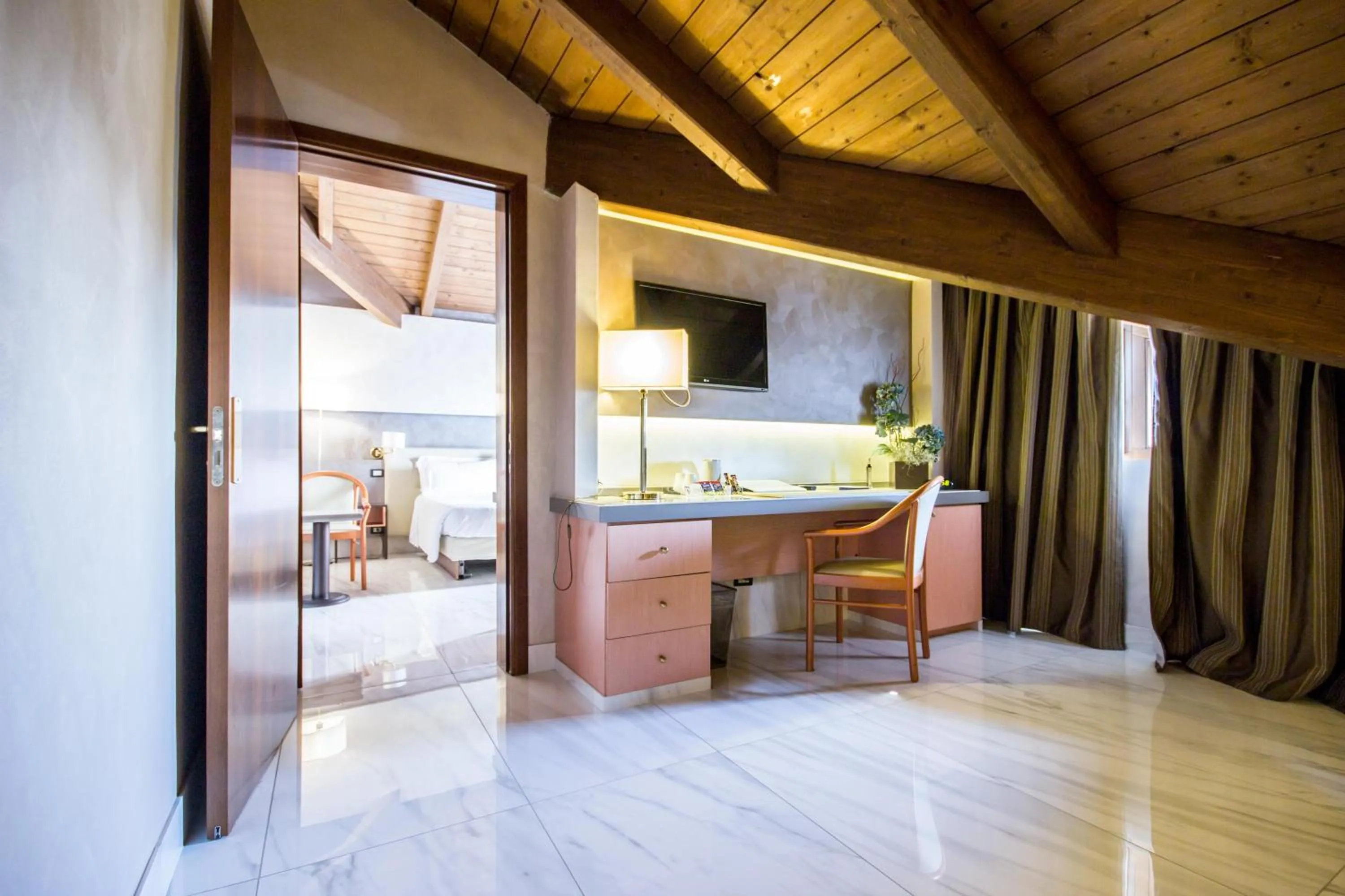 Living room in Best Western Modena District