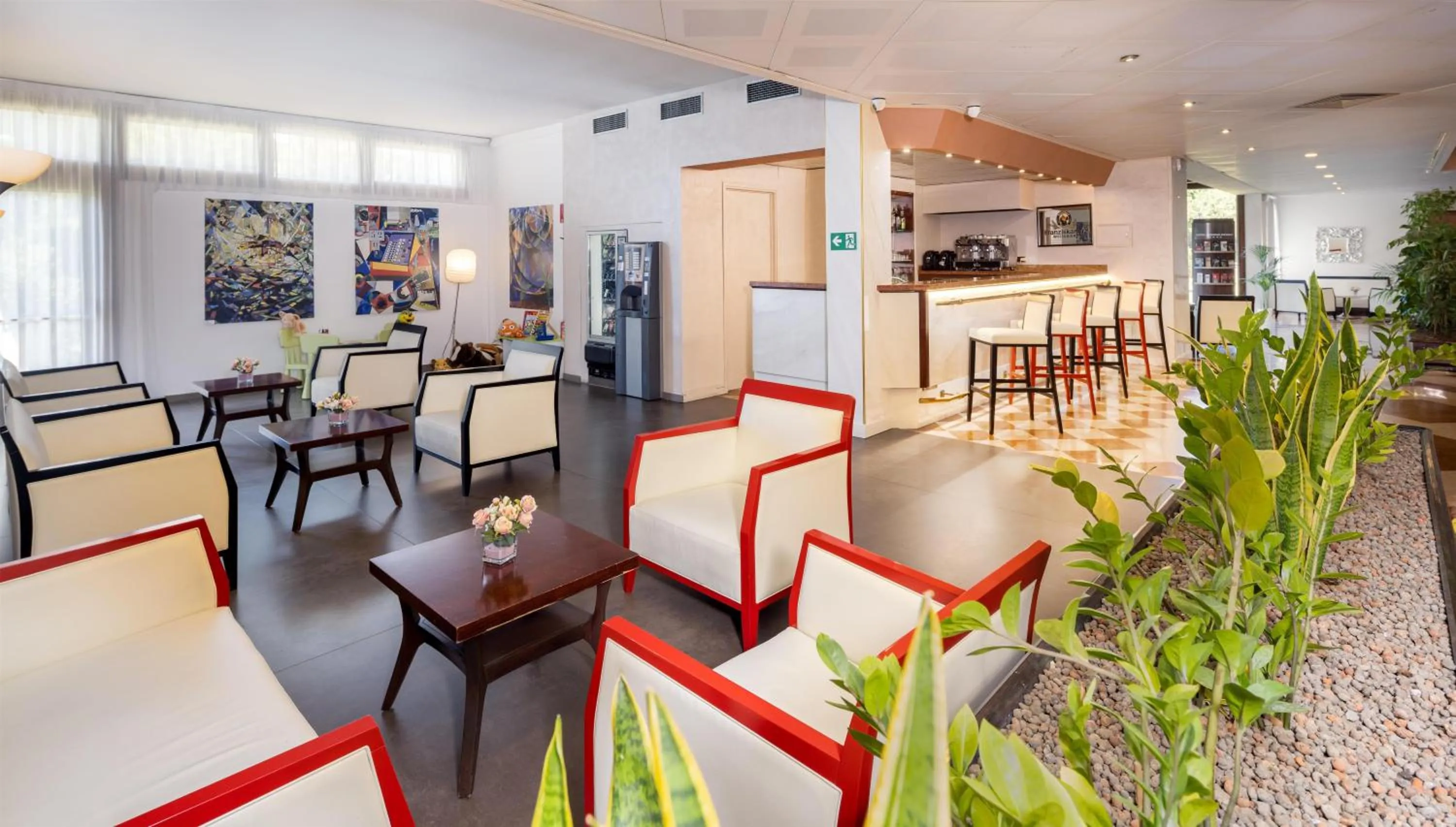 Lounge or bar in Best Western Modena District