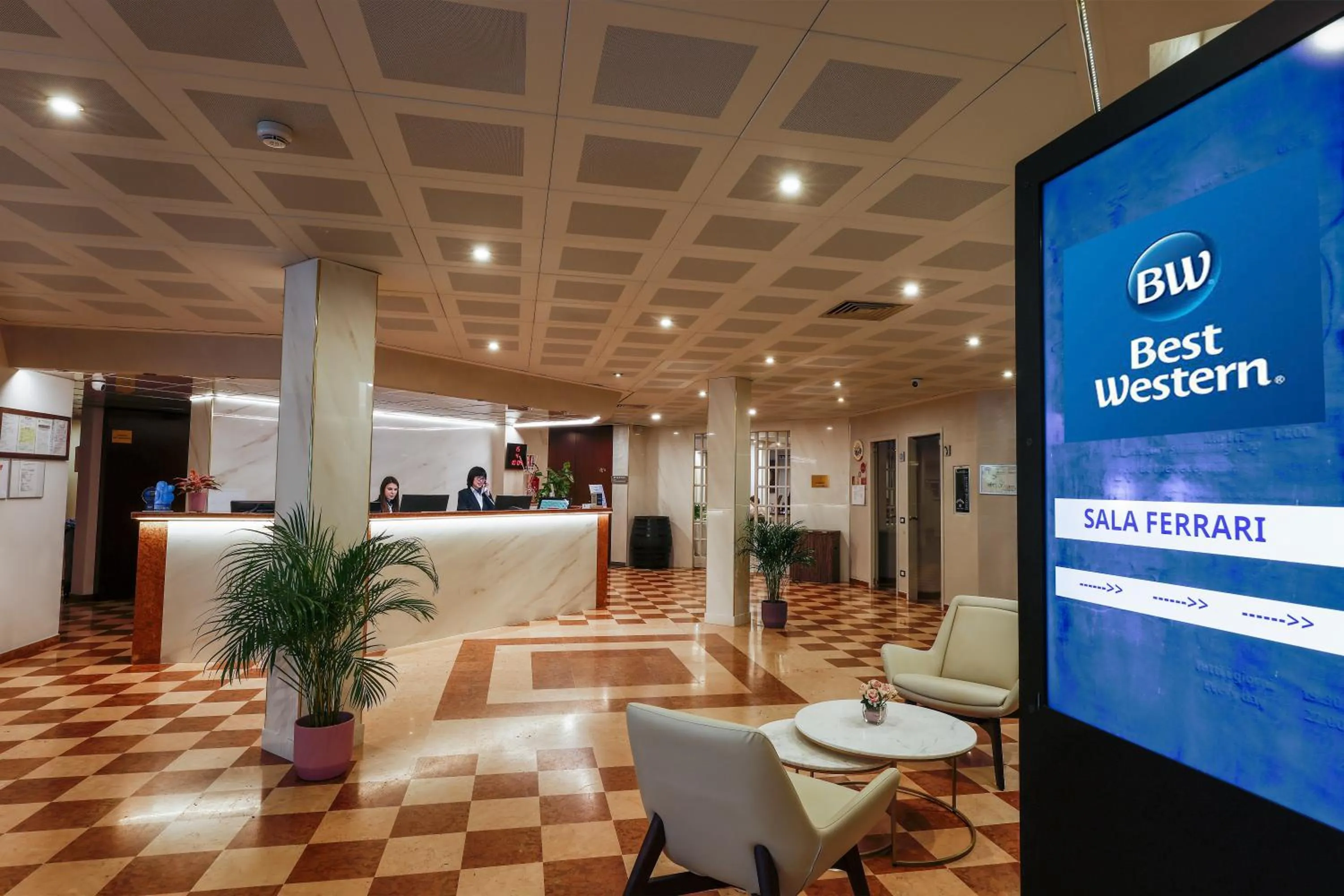 TV and multimedia in Best Western Modena District
