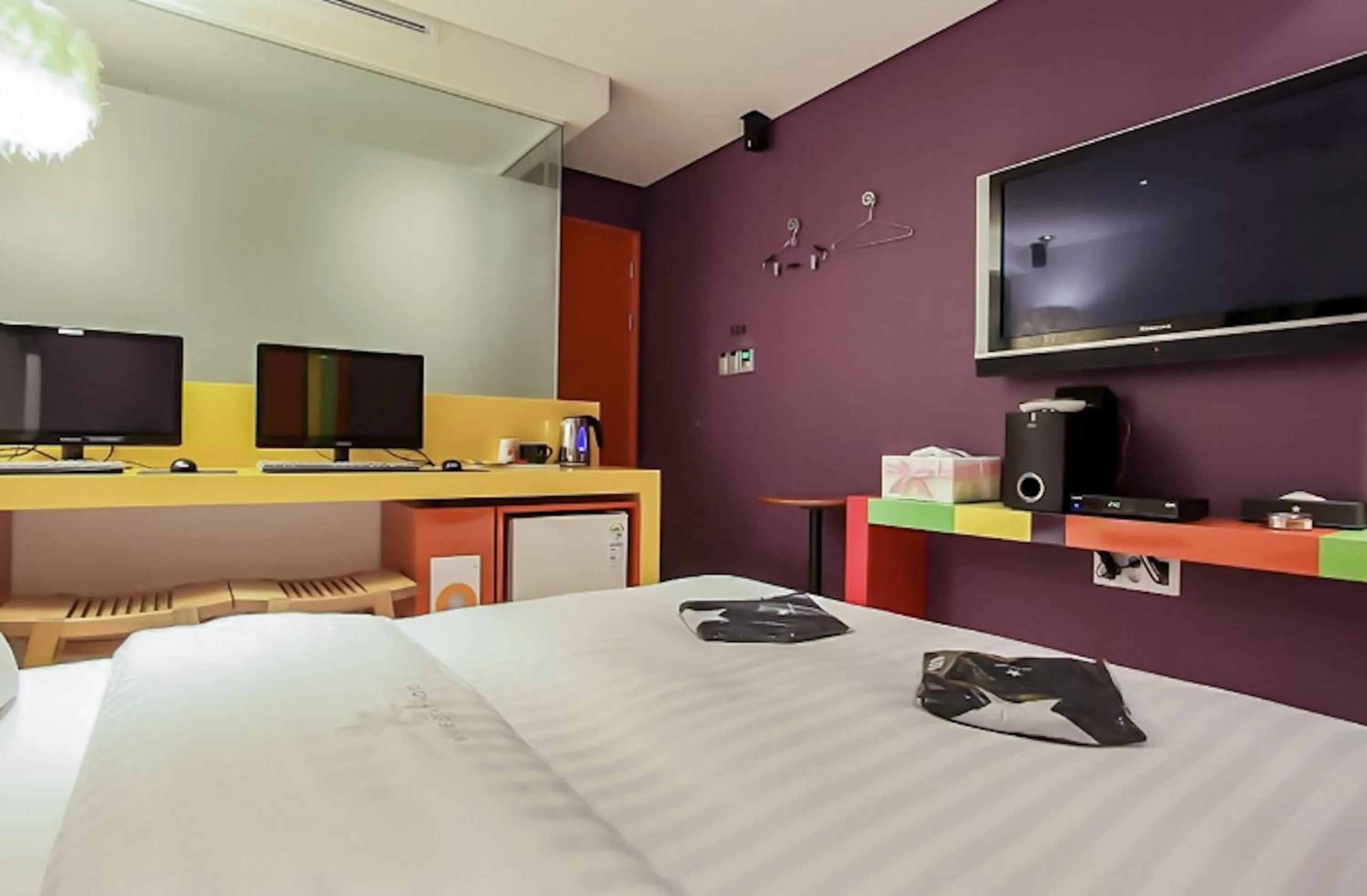 Bed in Nine Star Hotel