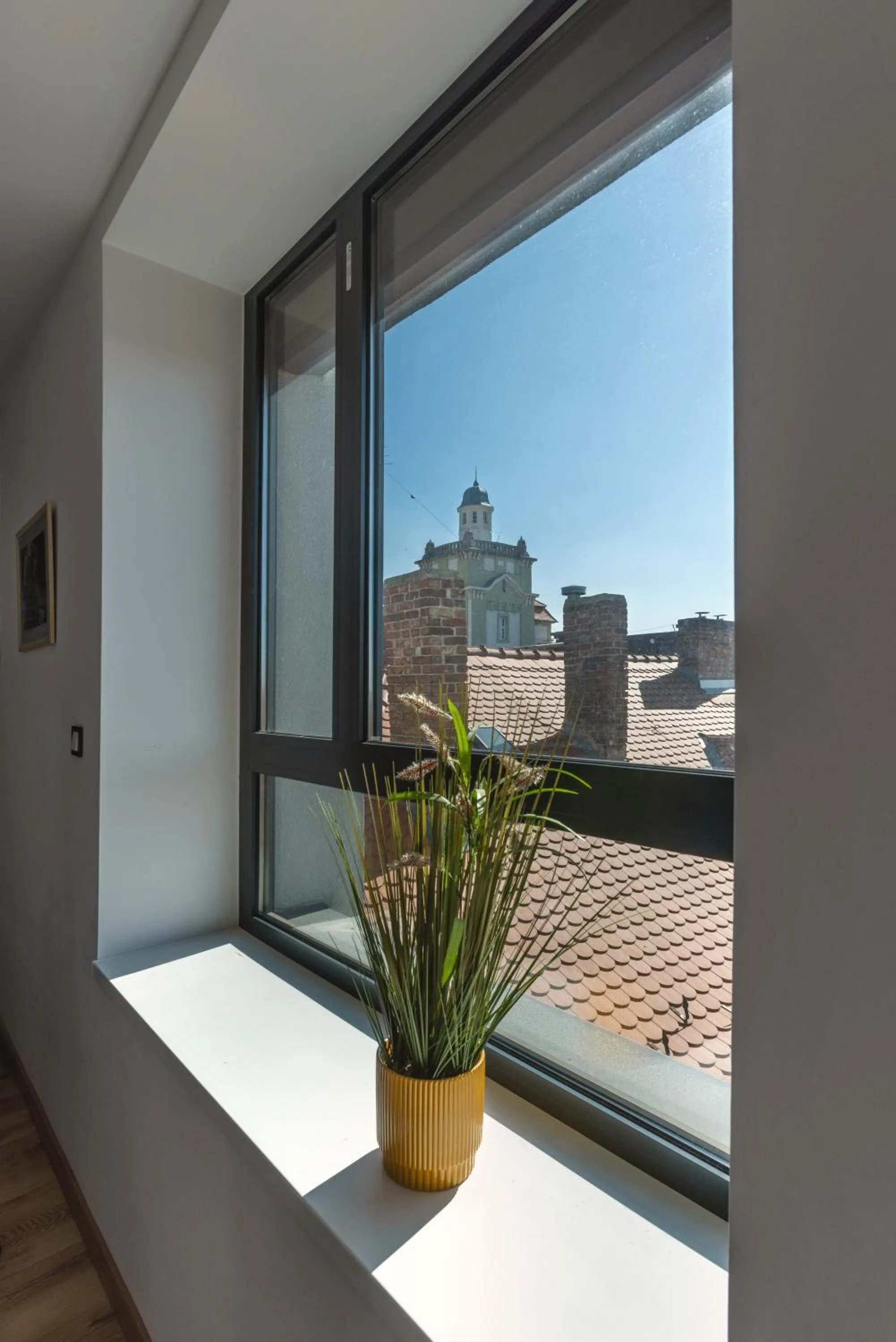 Day in R73 Residences